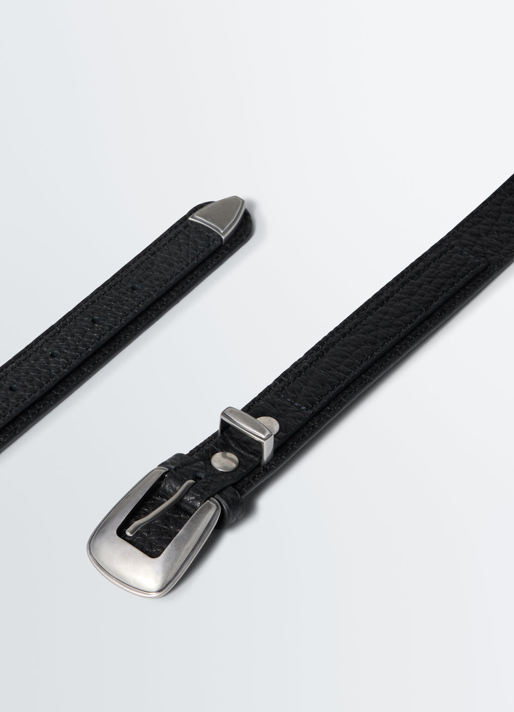MINIMAL WESTERN BELT IN GRAINED COW LEAHER
