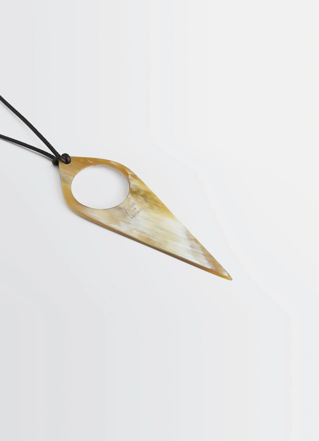 COLLIER LOUPE AUBOCK