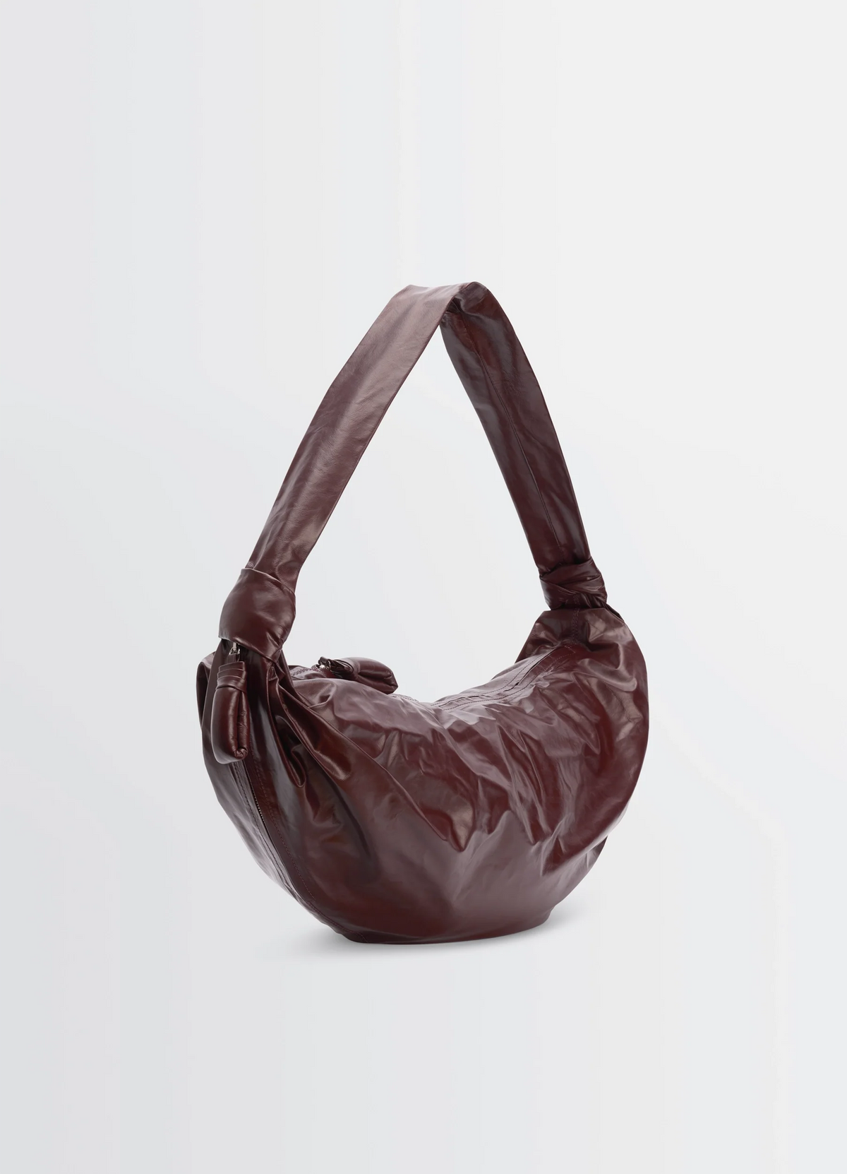 GRAND SAC CROISSANT SOUPLE EN CUIR PAPIER
