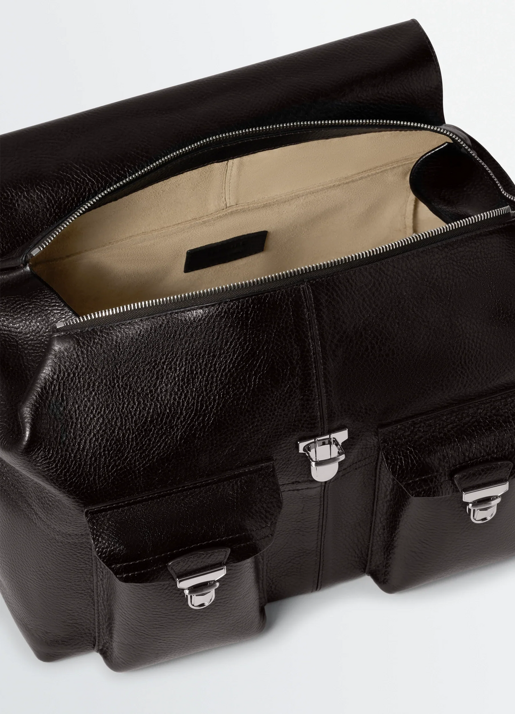 SAC DE WEEK-END EN CUIR VÉGÉTAL BRILLANT