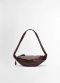 PETIT SAC CROISSANT SOUPLE EN CUIR PAPIER
