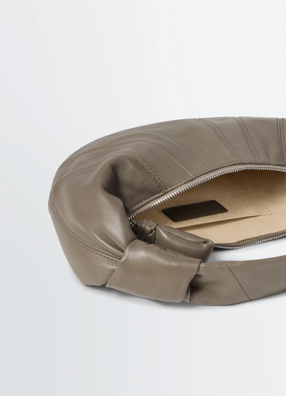 MINI SAC CROISSANT FORTUNE EN CUIR NAPA SOUPLE