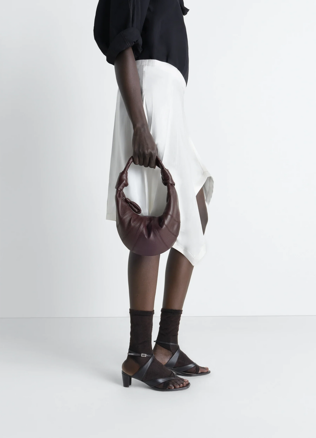 MINI SAC FORTUNE CROISSANT EN CUIR GRAINÉ SOUPLE