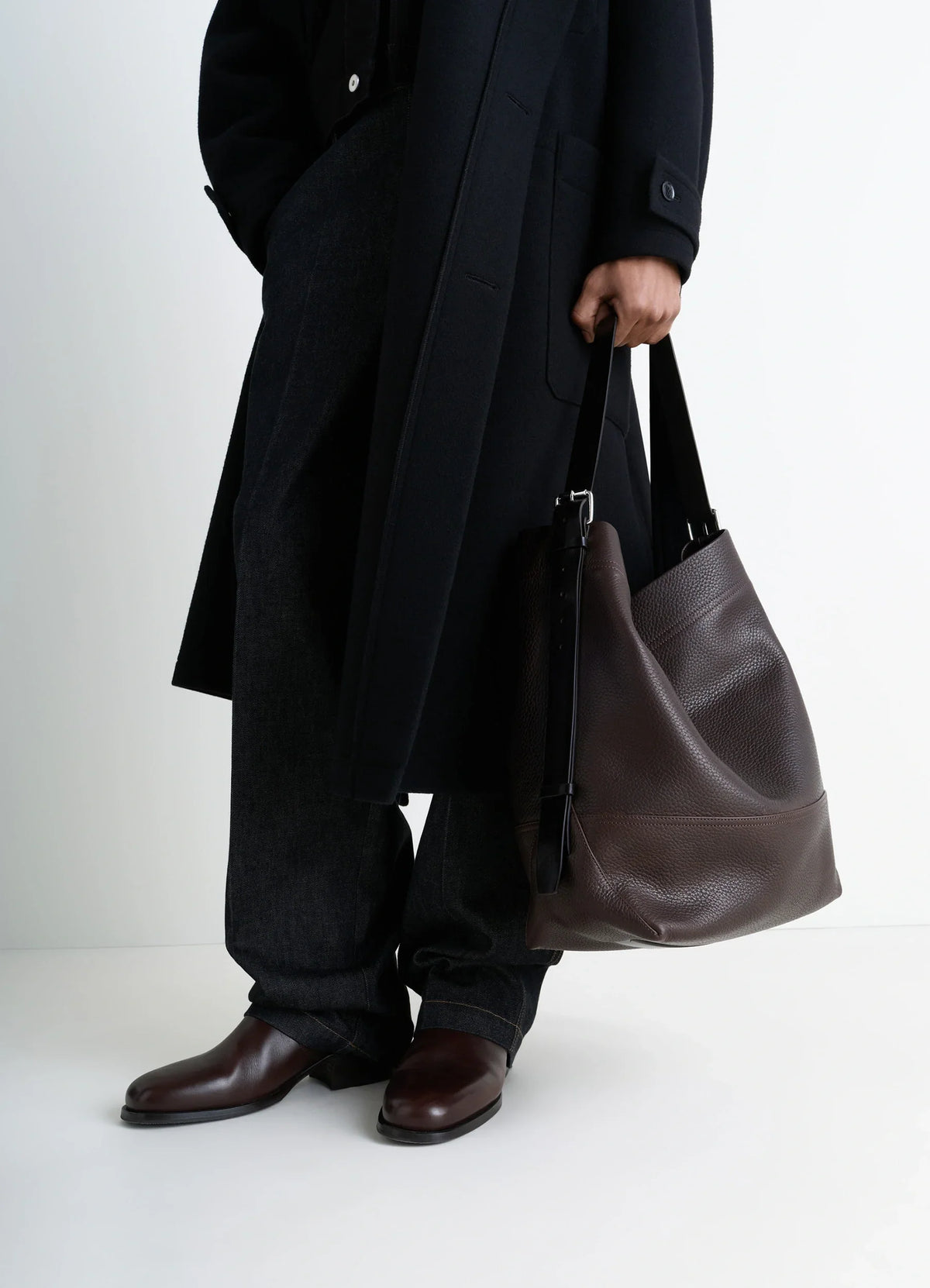 BELTED TOTE BAG IN GRAINED COW LEAHER