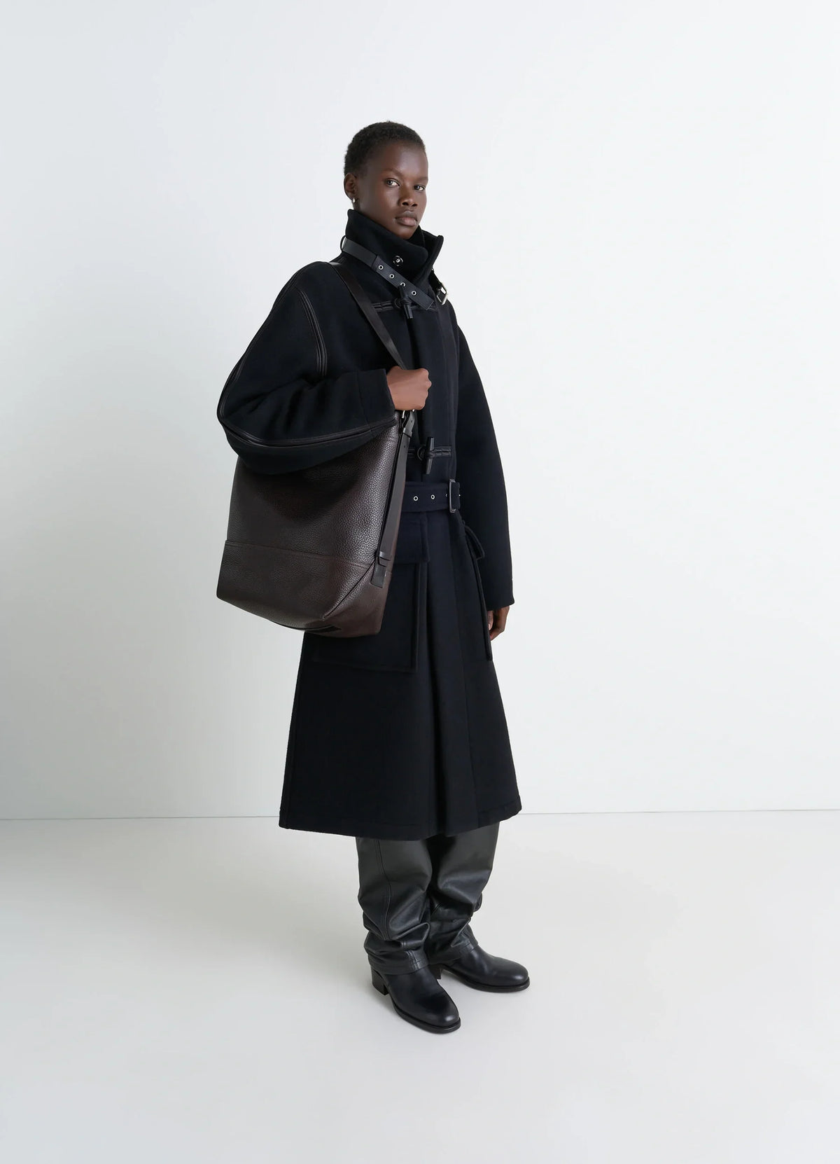 BELTED TOTE BAG IN GRAINED COW LEAHER
