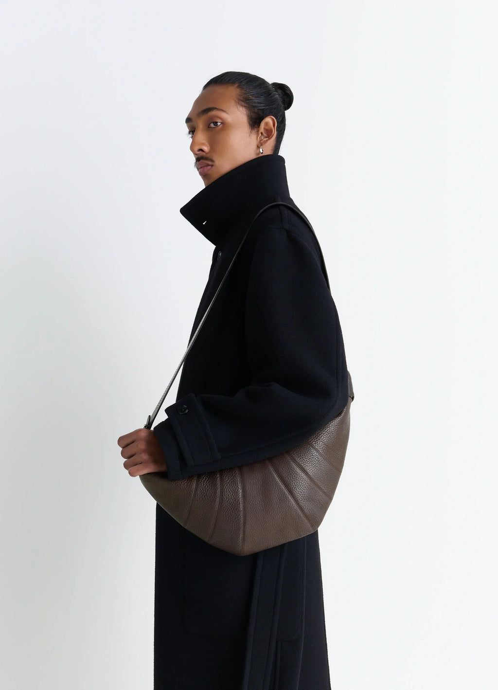 RAIL BELT MEDIUM CROISSANT BAG IN GRAINED COW LEAHER