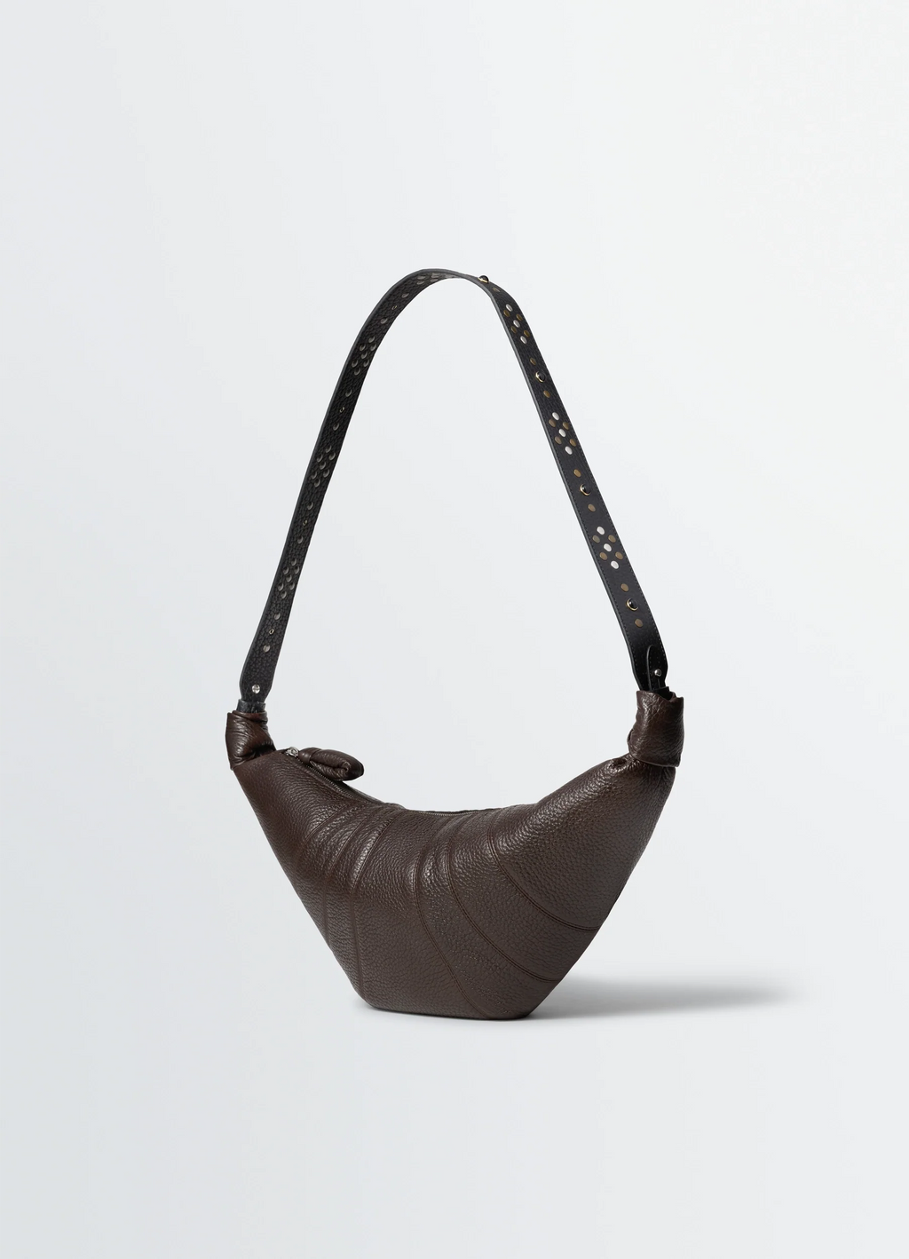 SAC CROISSANT MOYEN WESTERN STUDS EN CUIR DE VACHETTE GRAINÉ