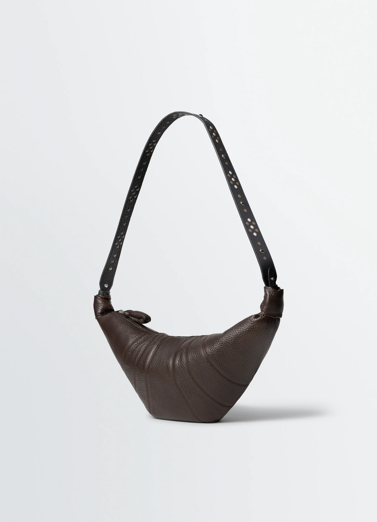SAC CROISSANT MOYEN WESTERN STUDS EN CUIR DE VACHETTE GRAINÉ
