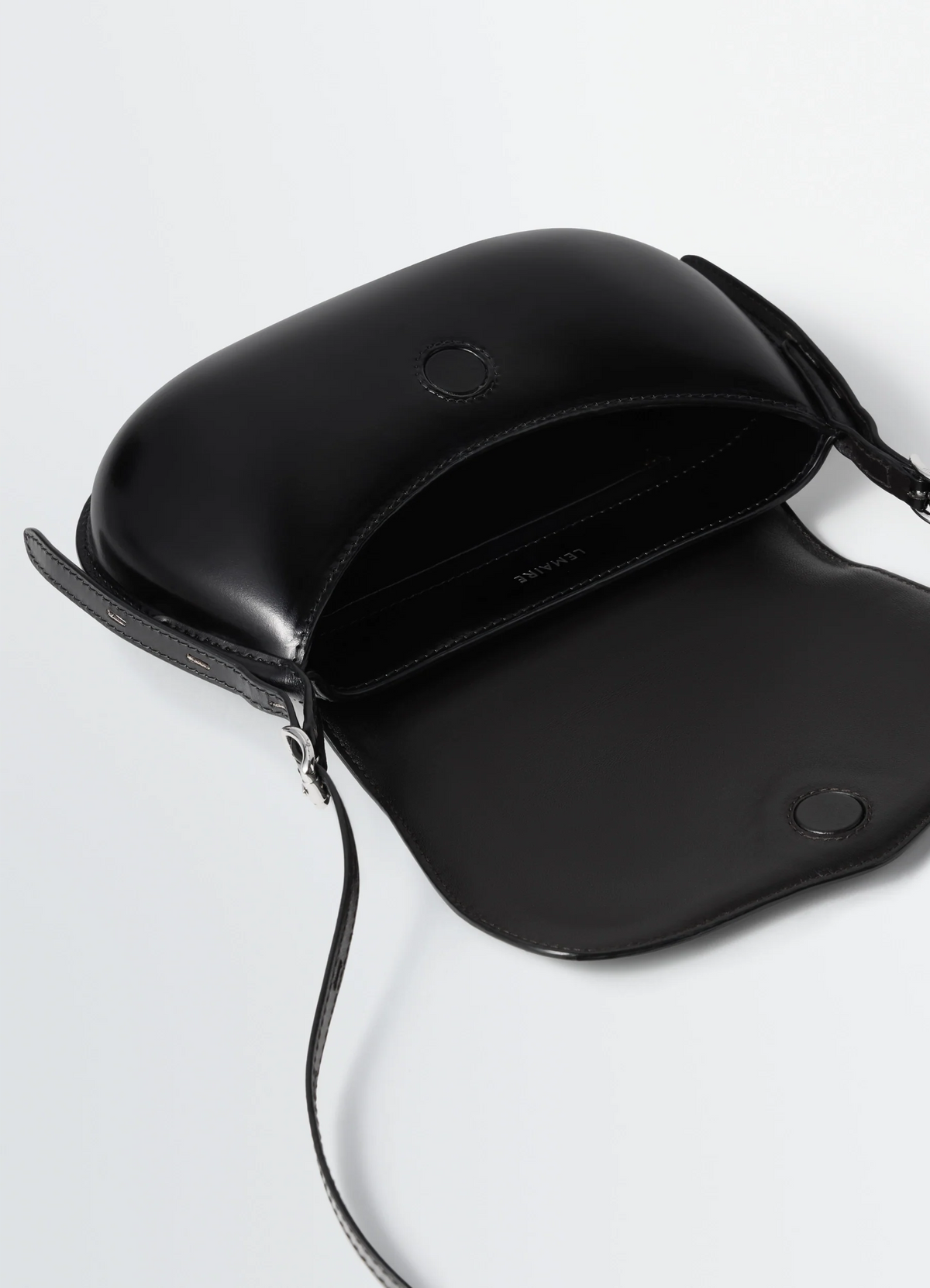 SAC BANANE EN CUIR DE VACHETTE PATINÉ