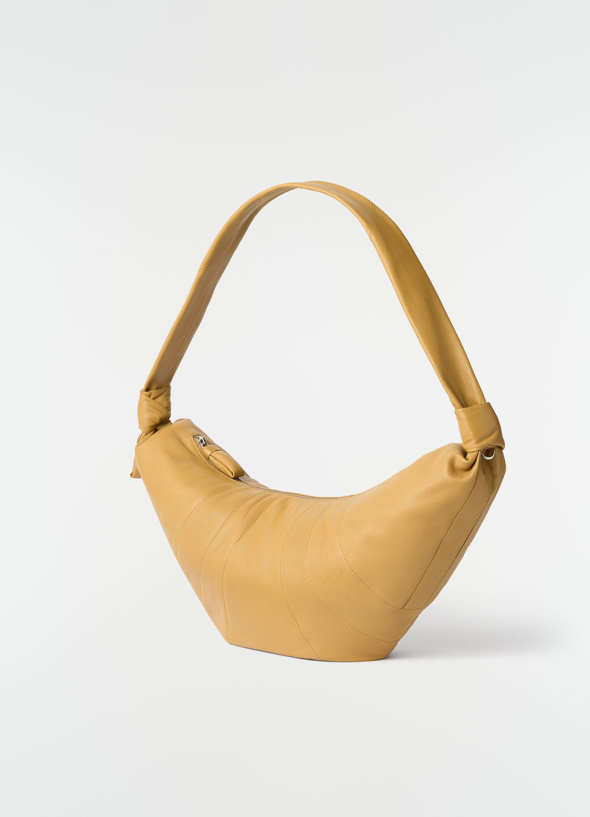 GRAND SAC CROISSANT EN CUIR DE CHÈVRE
