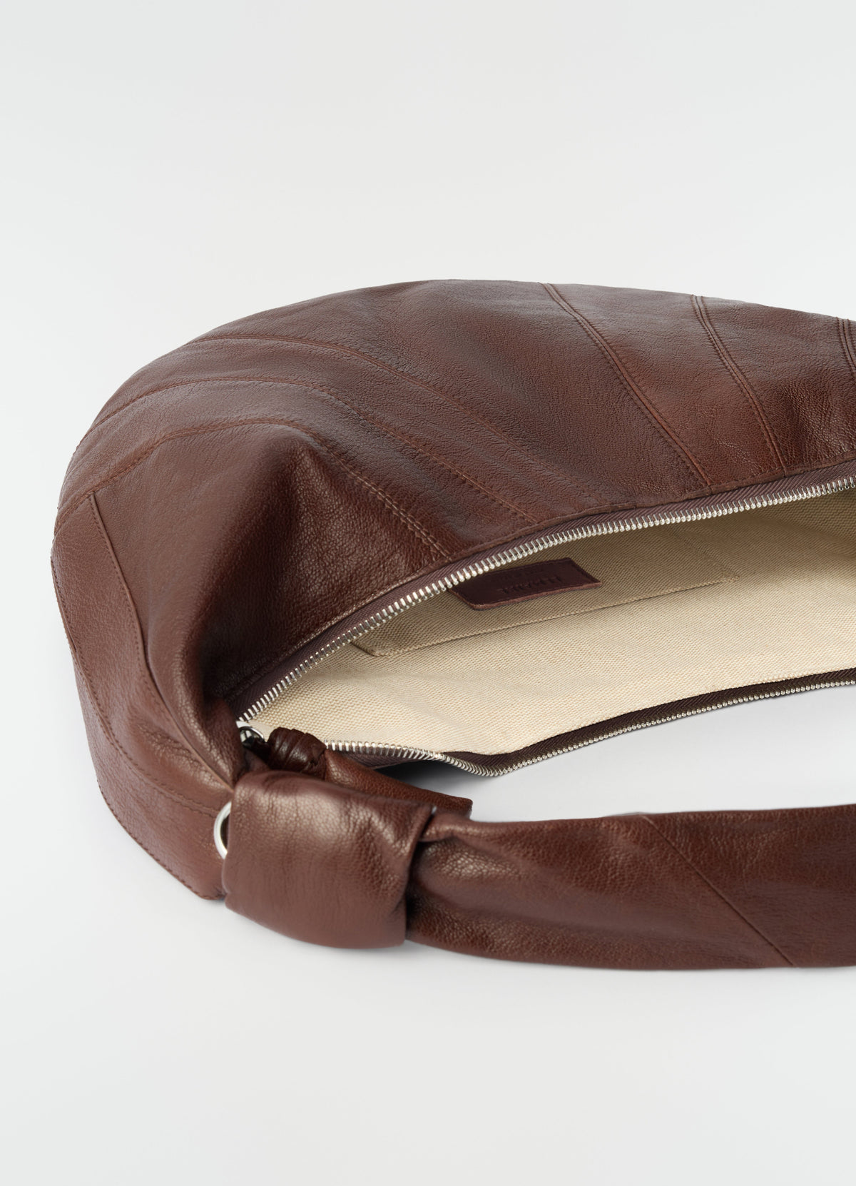 FORTUNE CROISSANT BAG IN GOATSKIN LEATHER