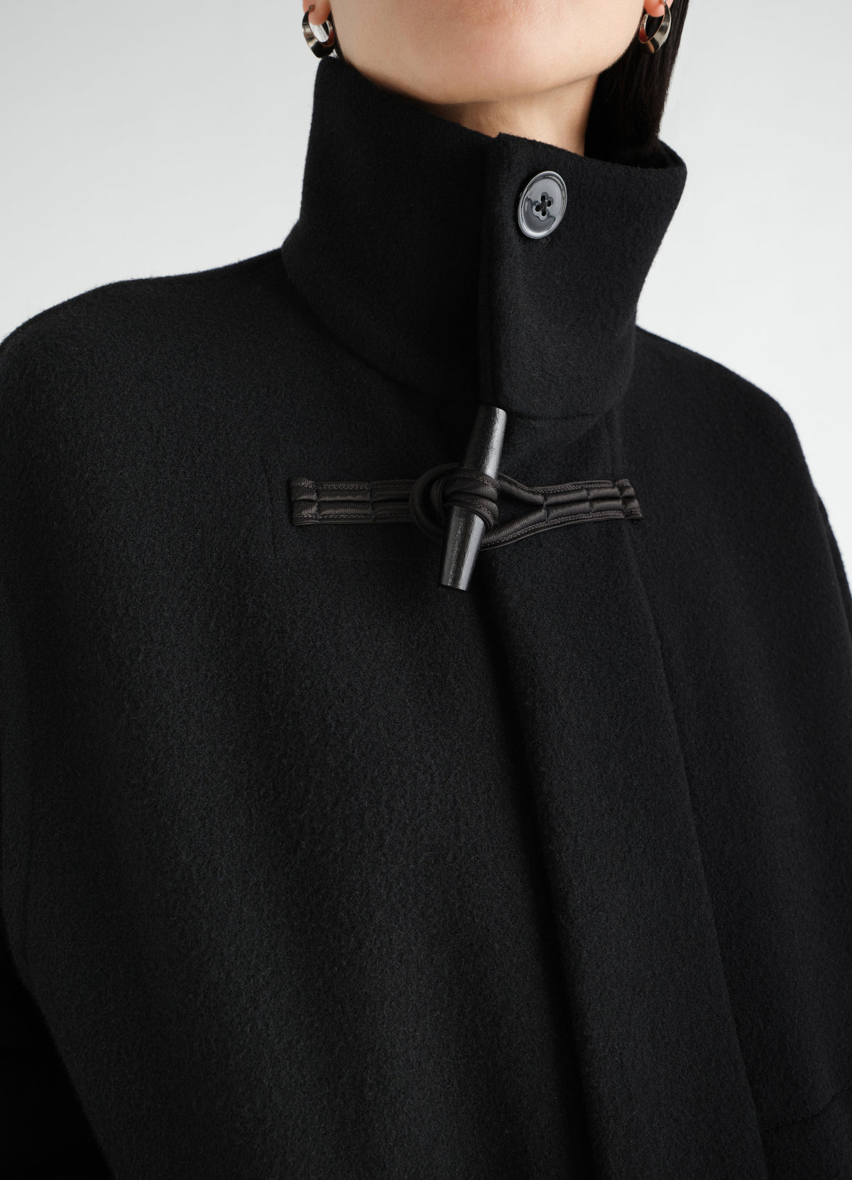 SHORT DUFFLE COAT IN DOUBLE WOOL
