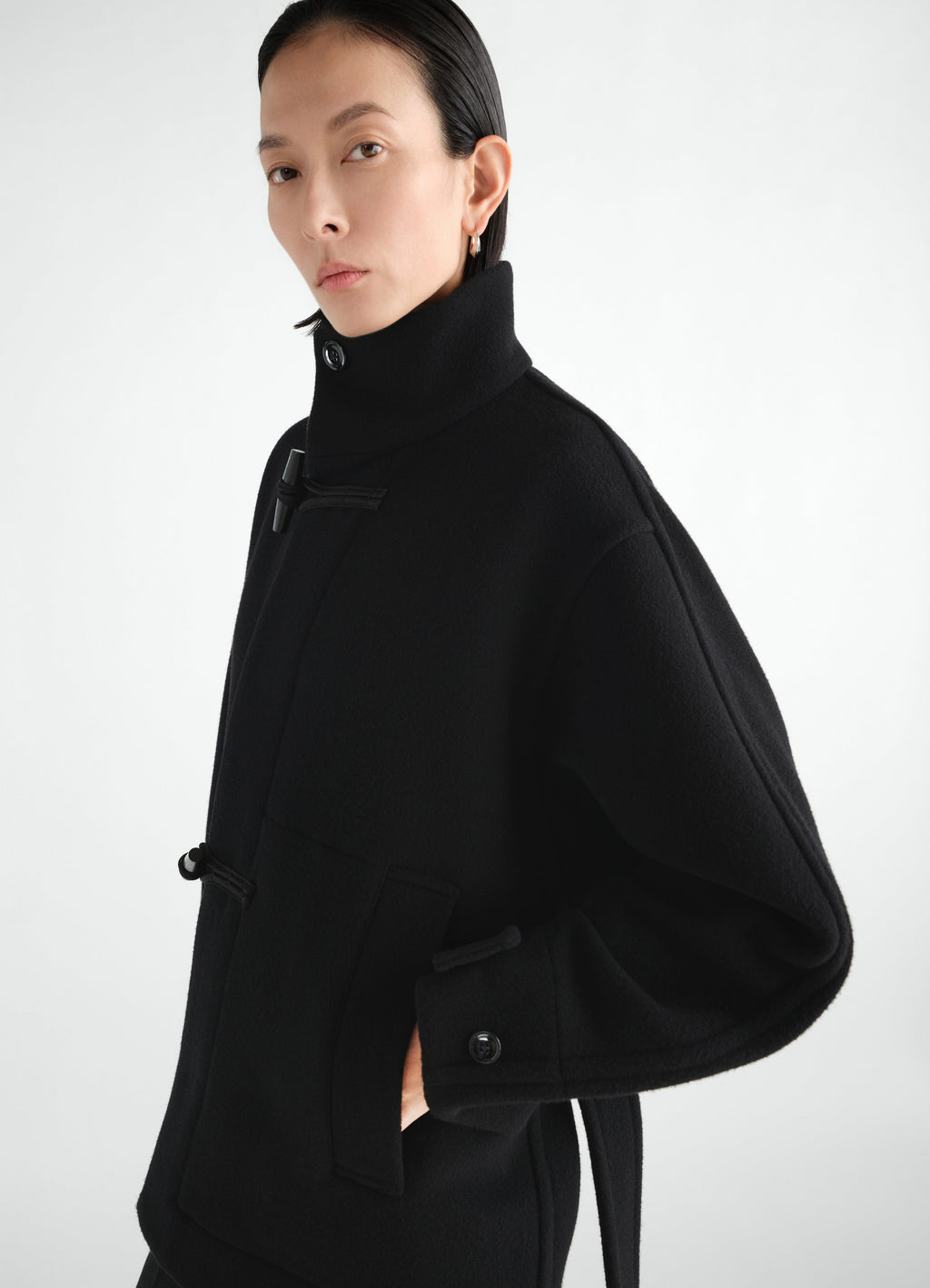 SHORT DUFFLE COAT IN DOUBLE WOOL