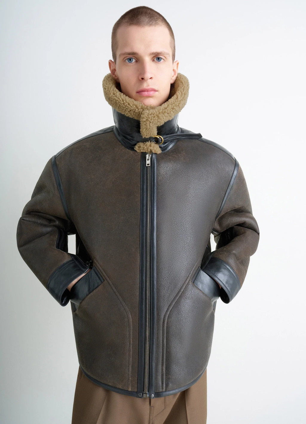 MANTEAU EN PEAU LAINÉE