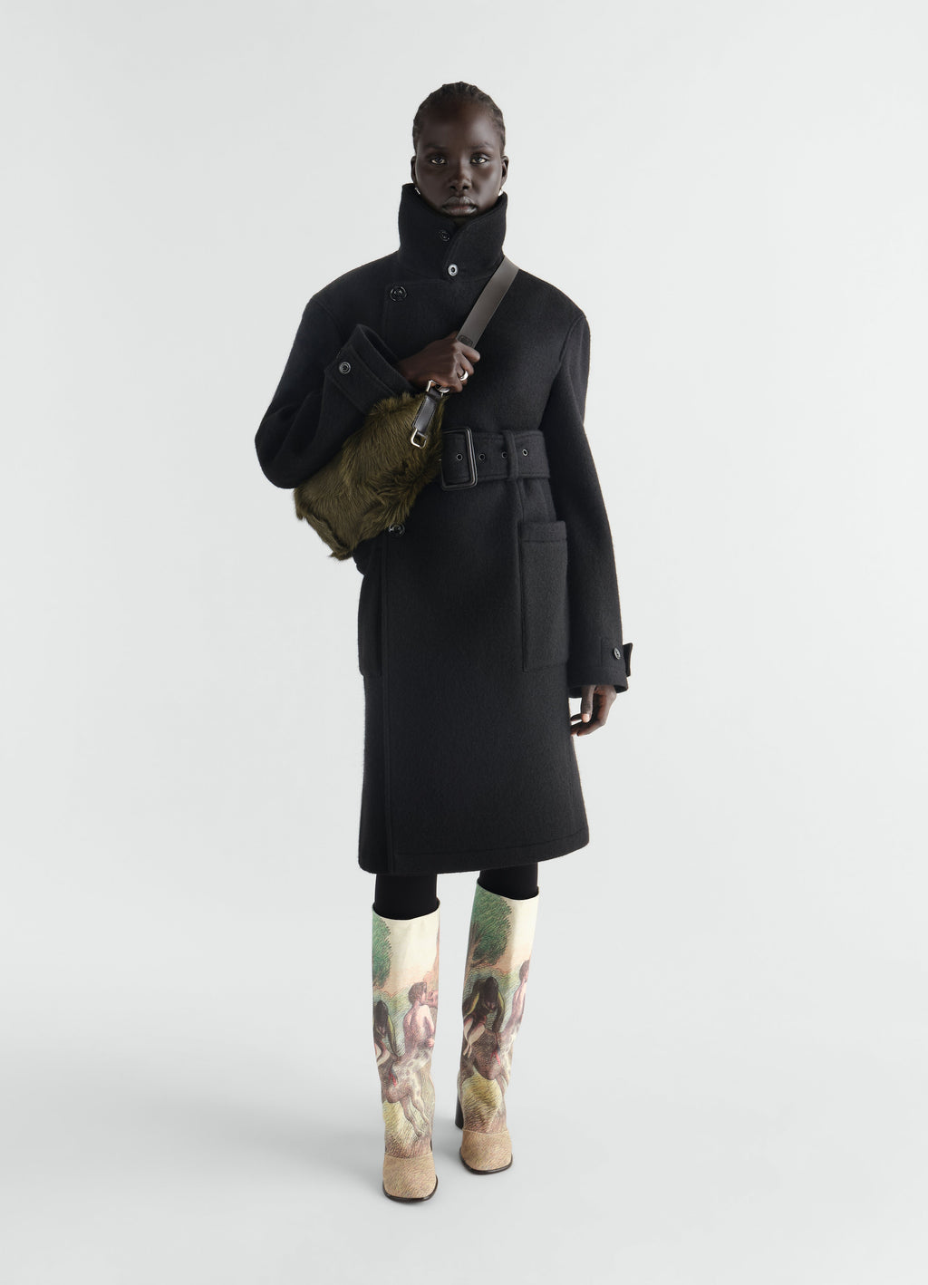MANTEAU PORTEFEUILLE AJUSTÉ EN LAINE ET ALPAGA FEUTRÉS