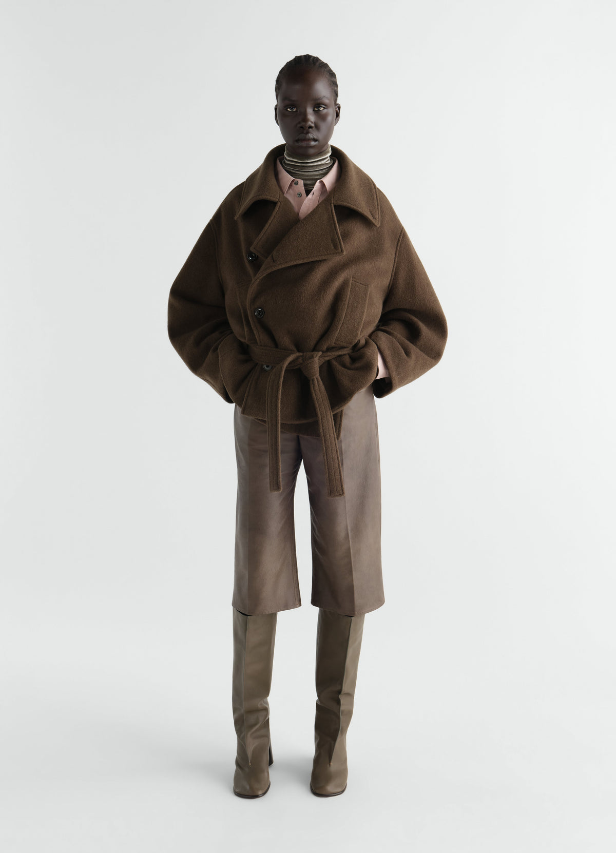 MANTEAU COURT CACHE-CŒUR EN LAINE ET ALPAGA FEUTRÉS
