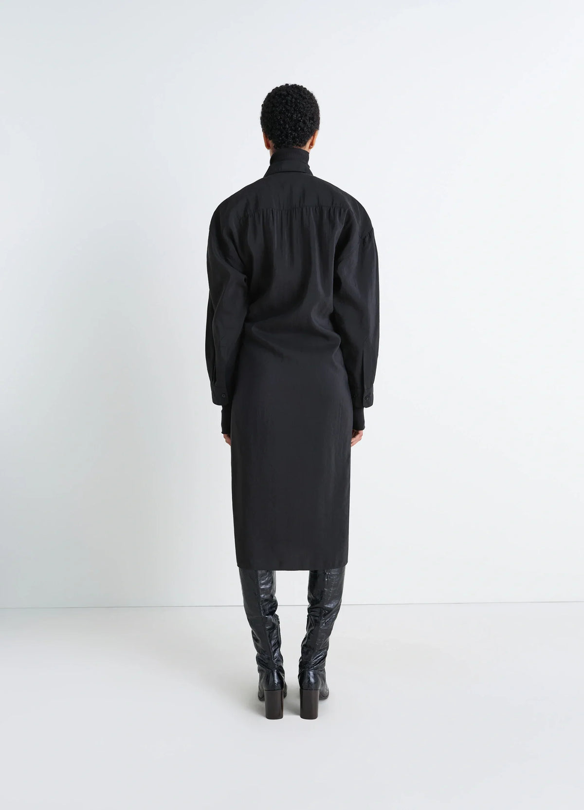 STRAIGHT COLLAR TWISTED DRESS IN DRY SILK