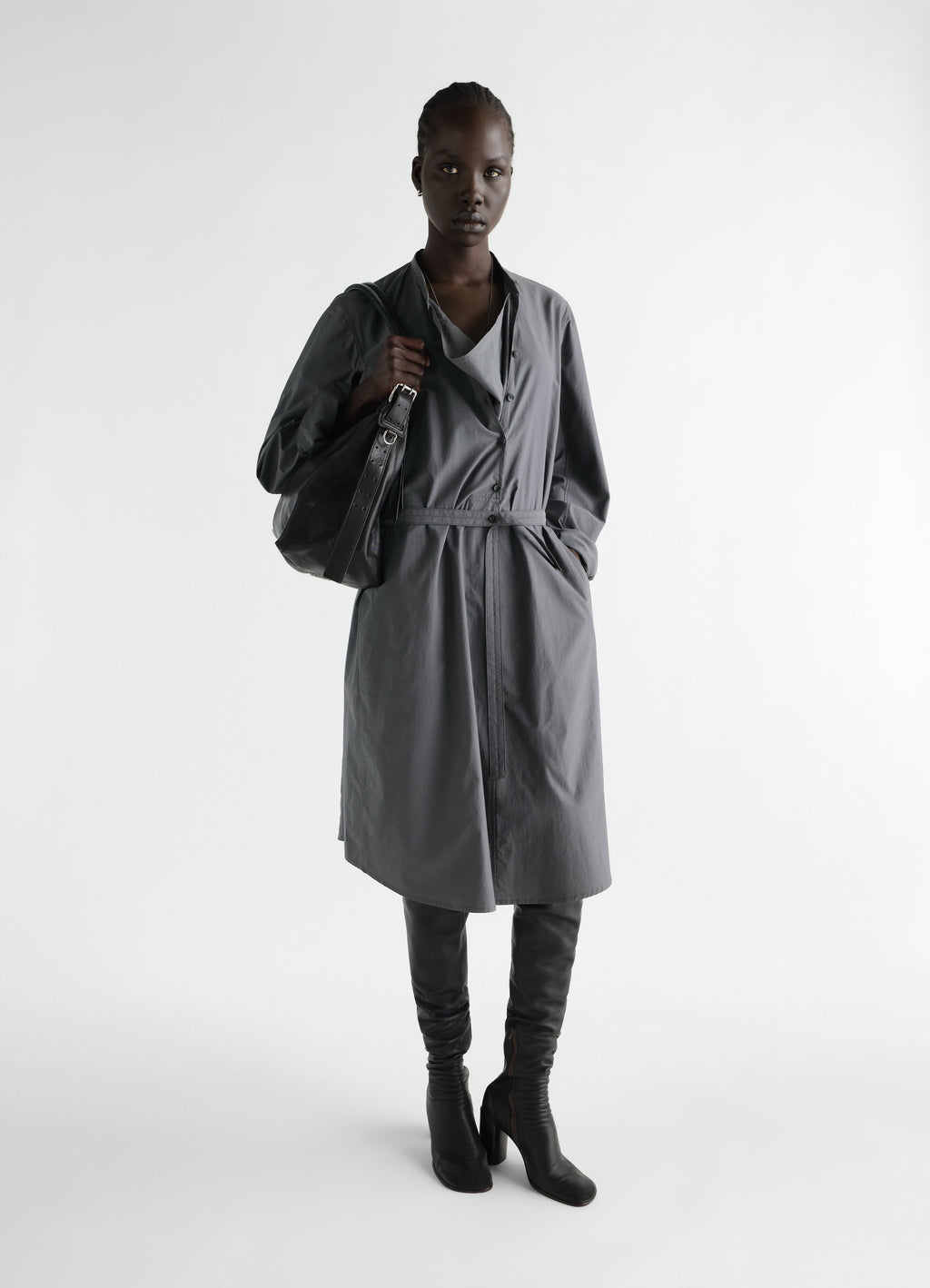 ROBE VAREUSE EN SOIE ET COTON LAVÉ