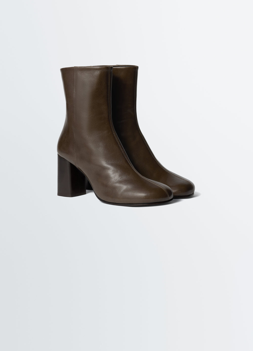 BOTTINES ANATOMIQUES À TALON DE 80 MM EN CUIR VÉGÉTAL BRILLANT