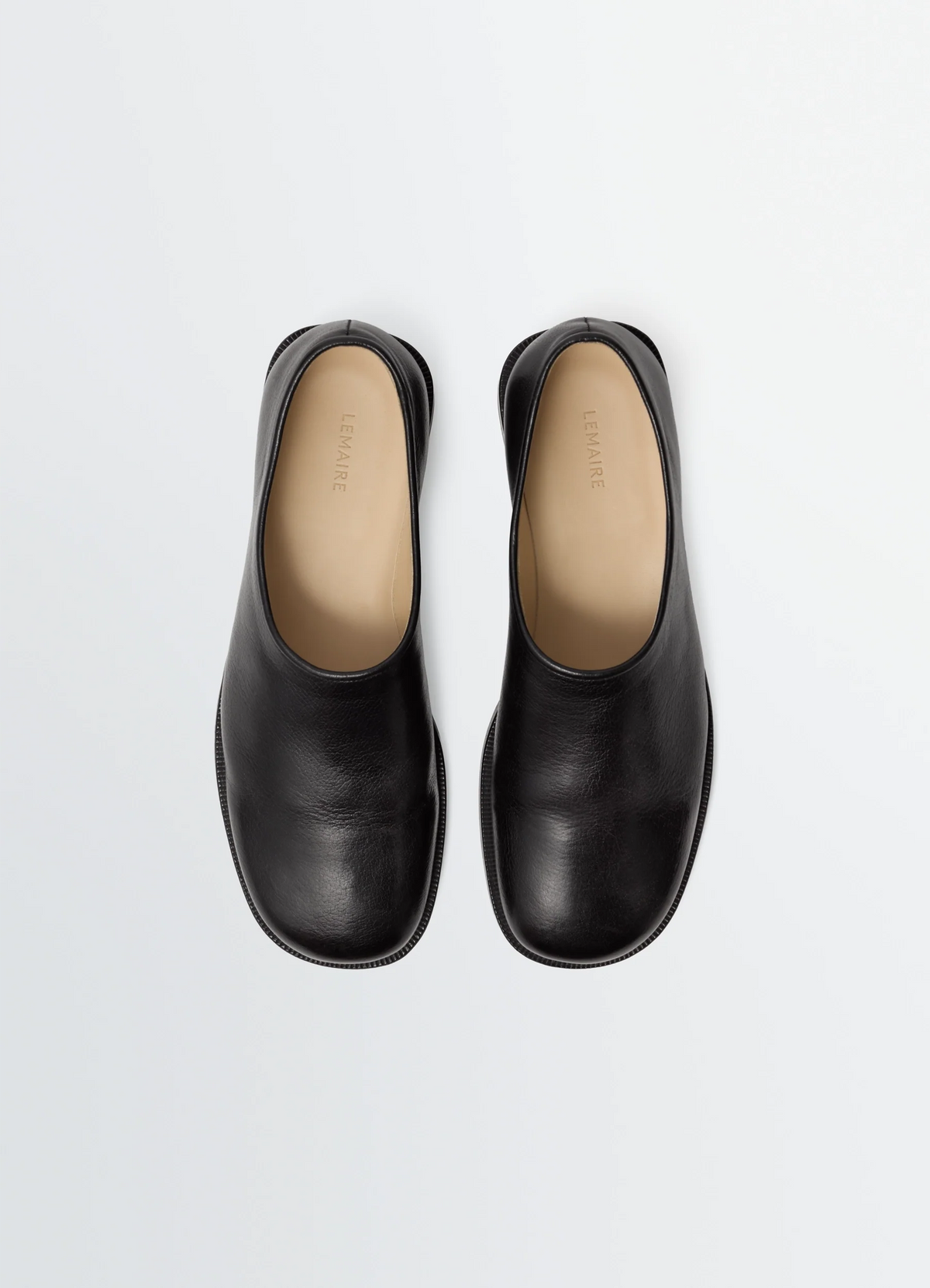ANATOMIC SLIP ON IN SHINY LEATHER