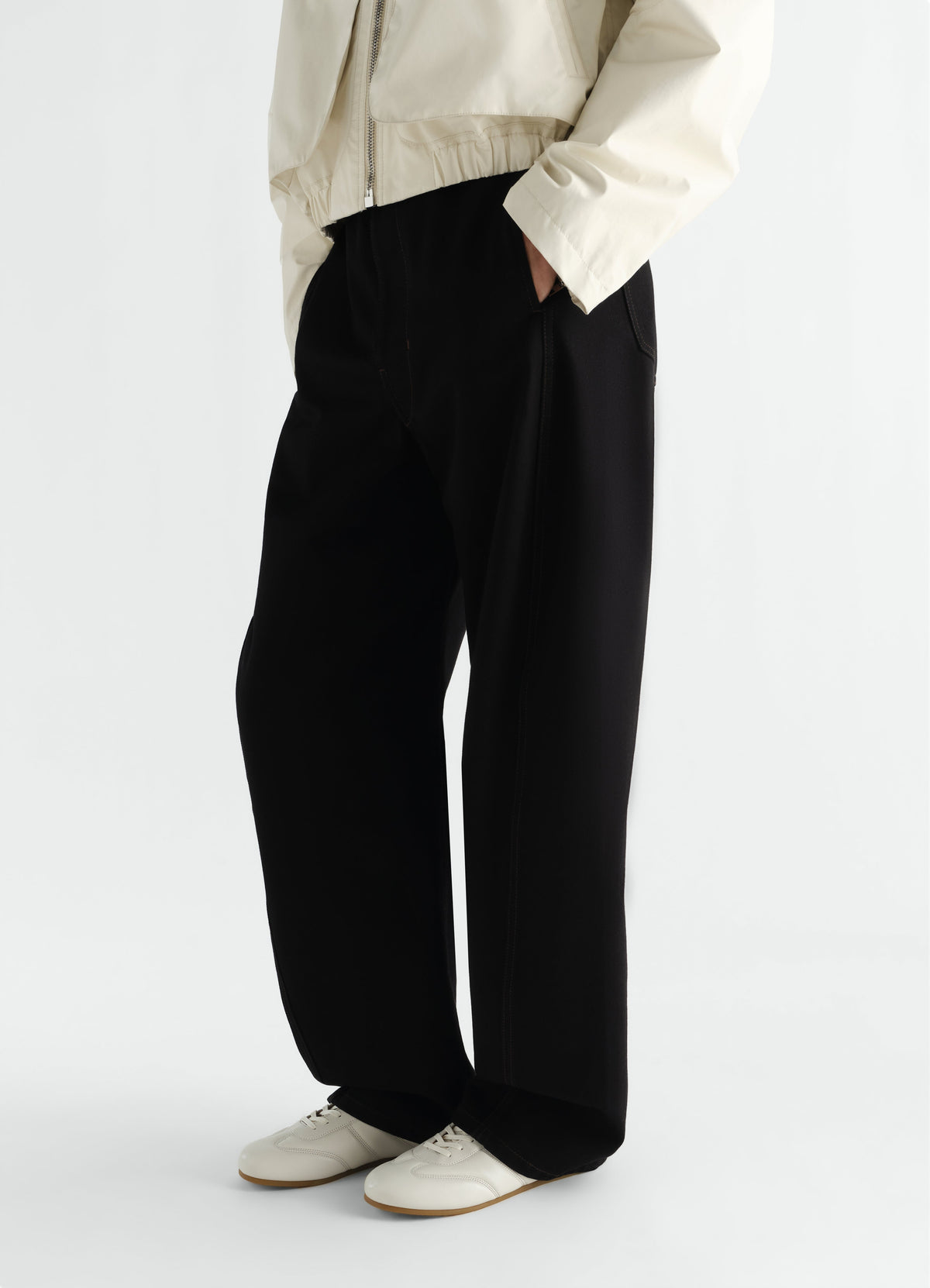 BASKET SOFT RUNNER EN CUIR D'AGNEAU NAPPA BRILLANT