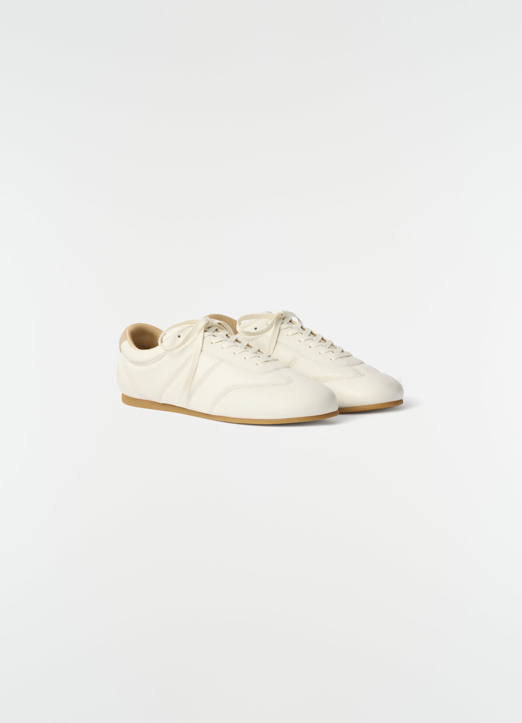 BASKET SOFT RUNNER EN CUIR D'AGNEAU NAPPA BRILLANT