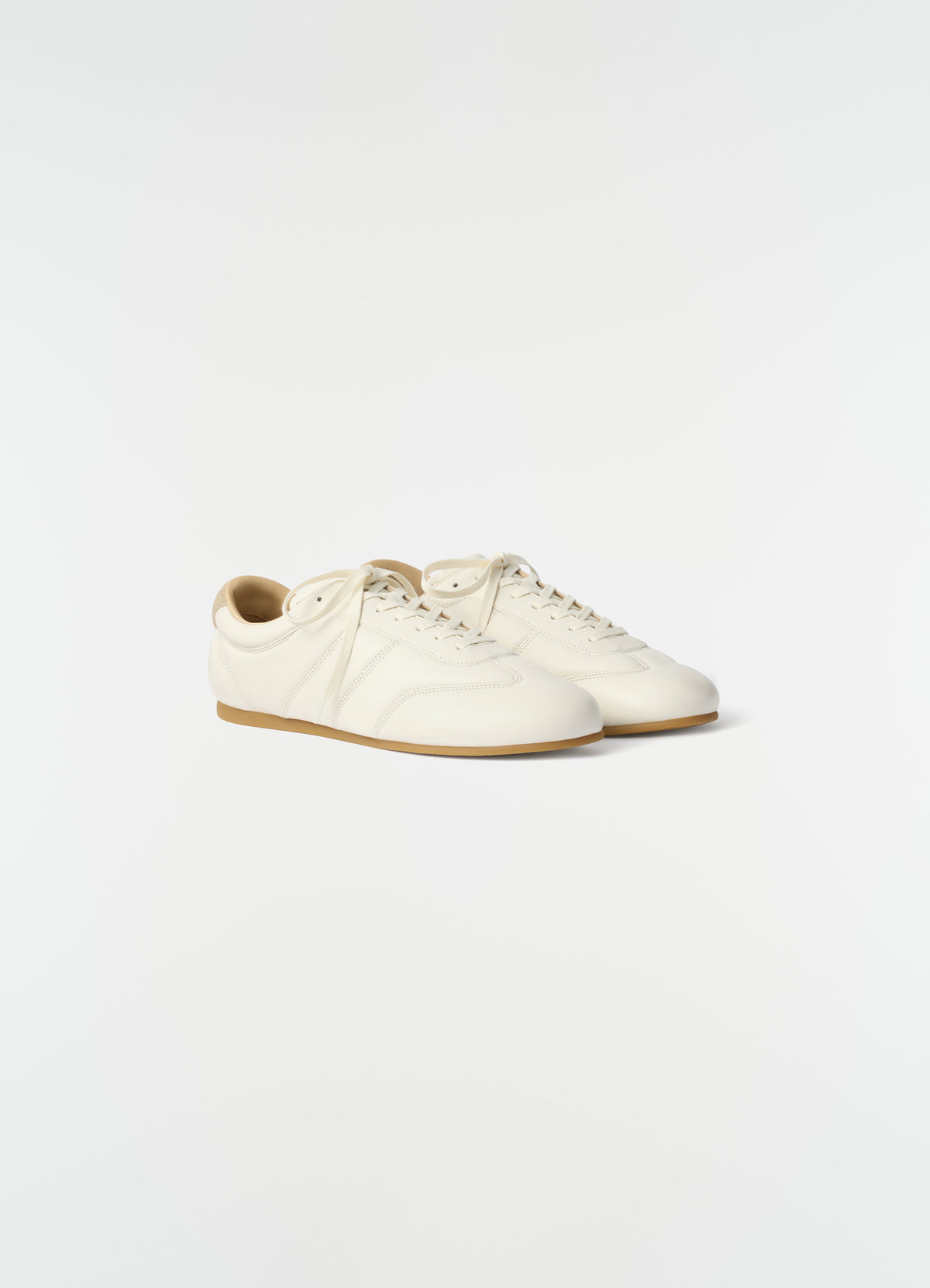 BASKET SOFT RUNNER EN CUIR D'AGNEAU NAPPA BRILLANT