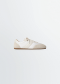 BASKETS SOUPLES EN MÉLANGE DE NYLON, NAPPA ET DAIM