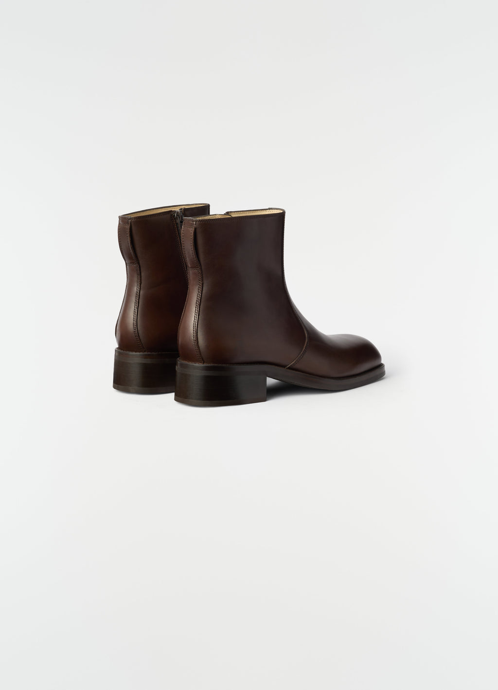 BOTTINES ZIPPÉES EN CUIR VÉGÉTAL BRILLANT