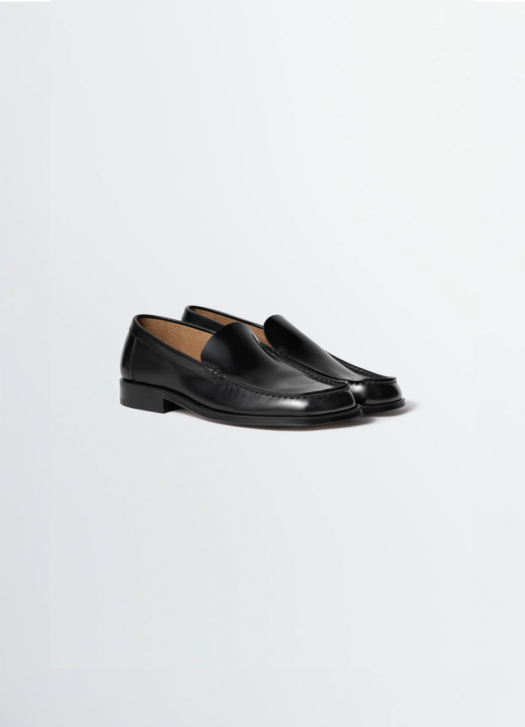 LOAFER IN SHINY CALFSKIN LEATHER