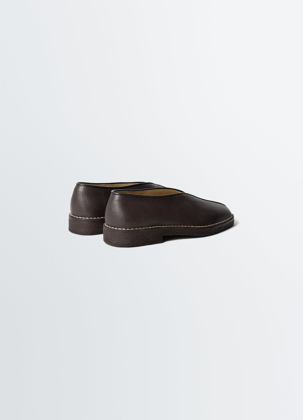 PIPED CREPE SLIPPERS IN GRAINED COW LEAHER