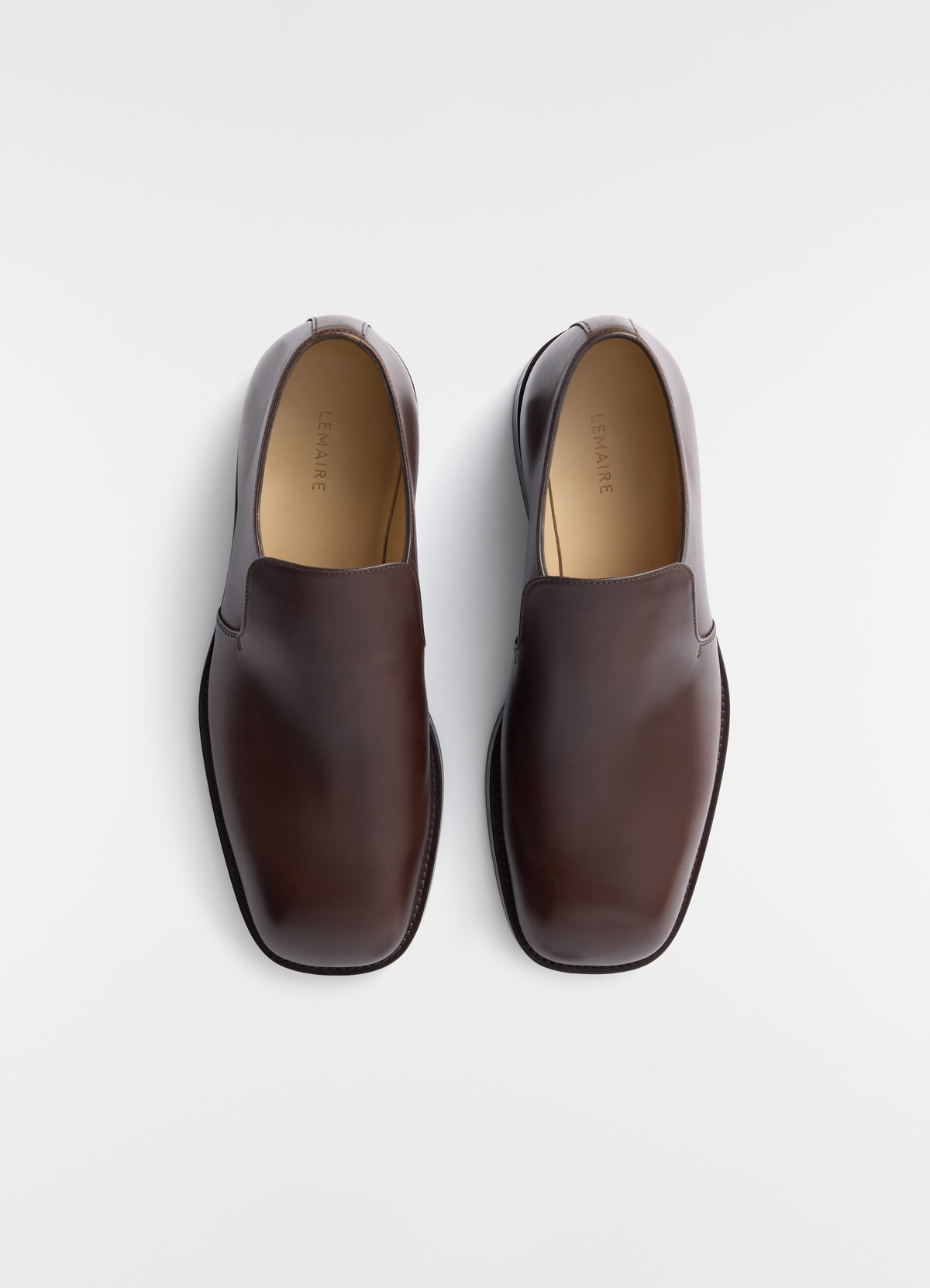 FORMAL SLIP ON IN SHINY VEGETABLE LEATHER