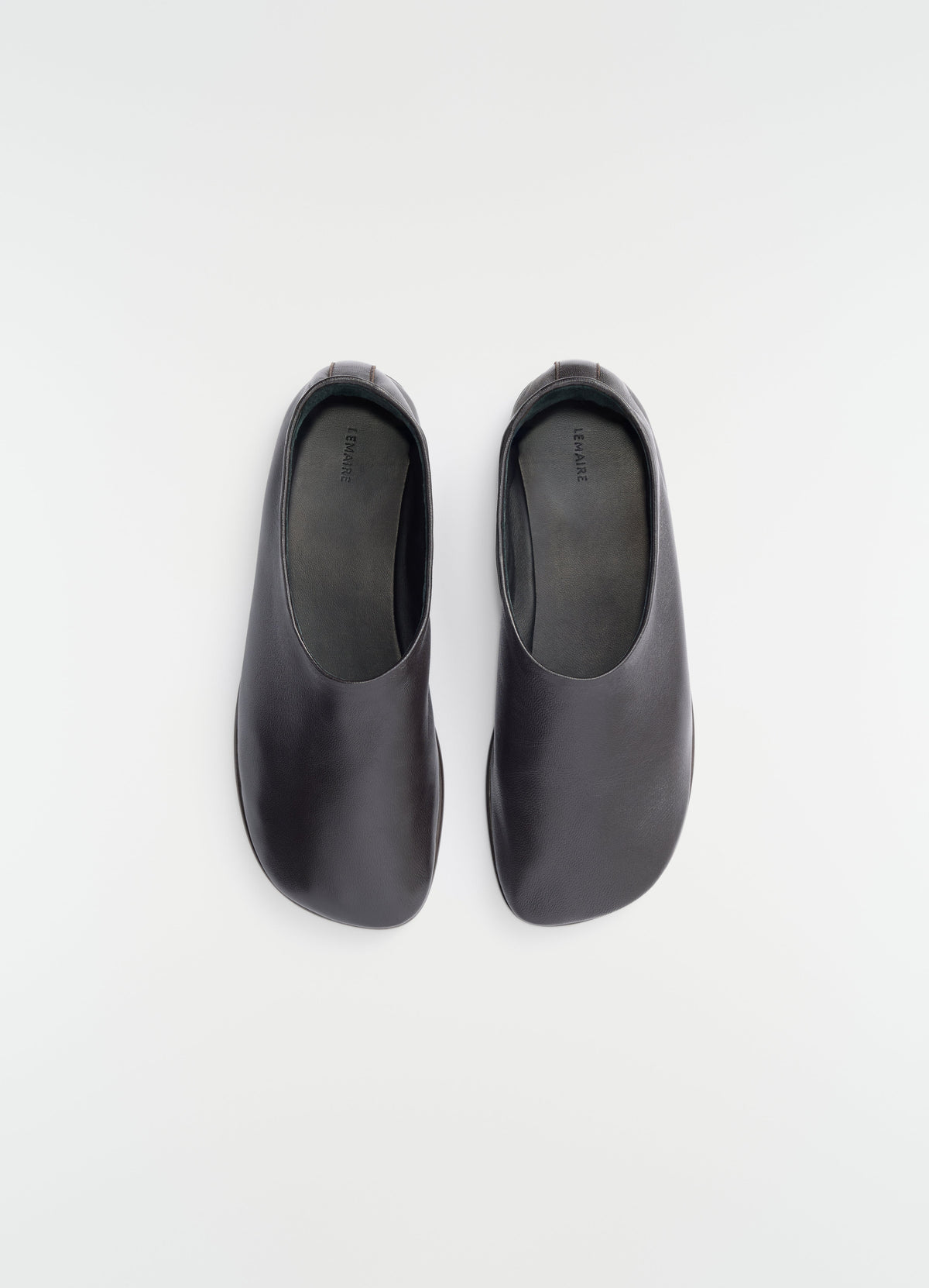 GLOVE SLIP ON IN SHINY NAPPA LAMB LEATHER
