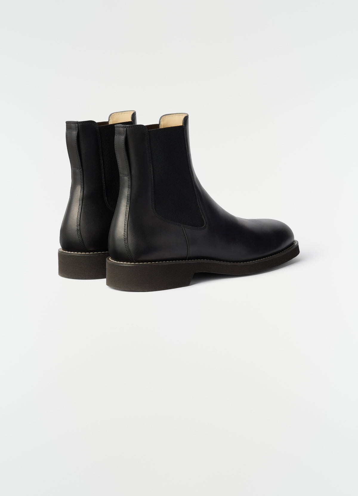 CHELSEA BOOTS IN SHINY VEGETABLE LEATHER