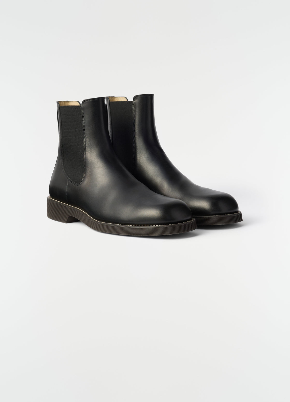 CHELSEA BOOTS IN SHINY VEGETABLE LEATHER