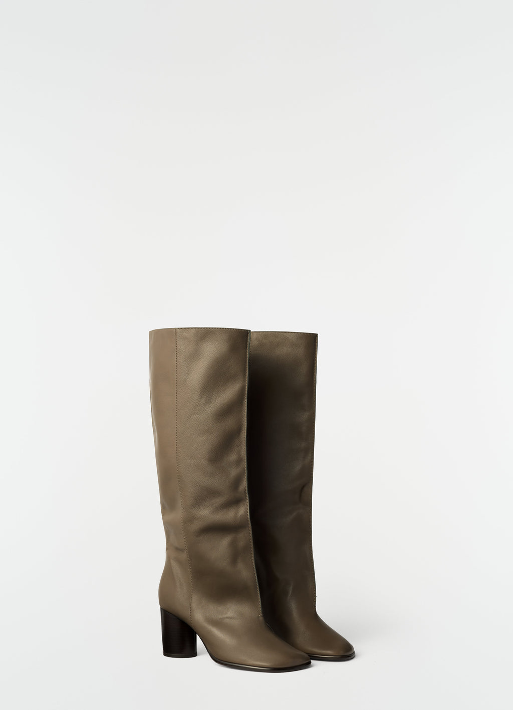 BOTTINES À TIGE FROISSÉE EN CUIR DE VEAU SOUPLE ET BRILLANT