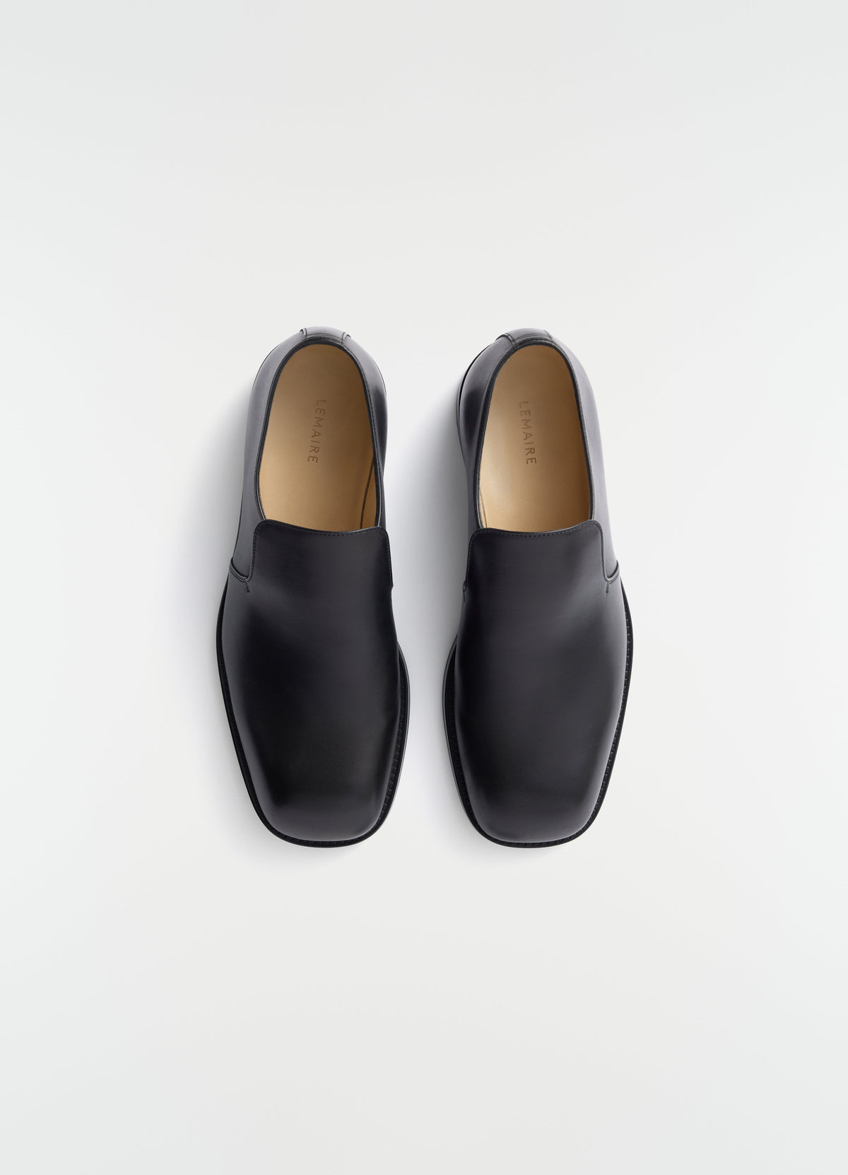 MOCASSIN HABILLÉ EN CUIR VÉGÉTAL BRILLANT