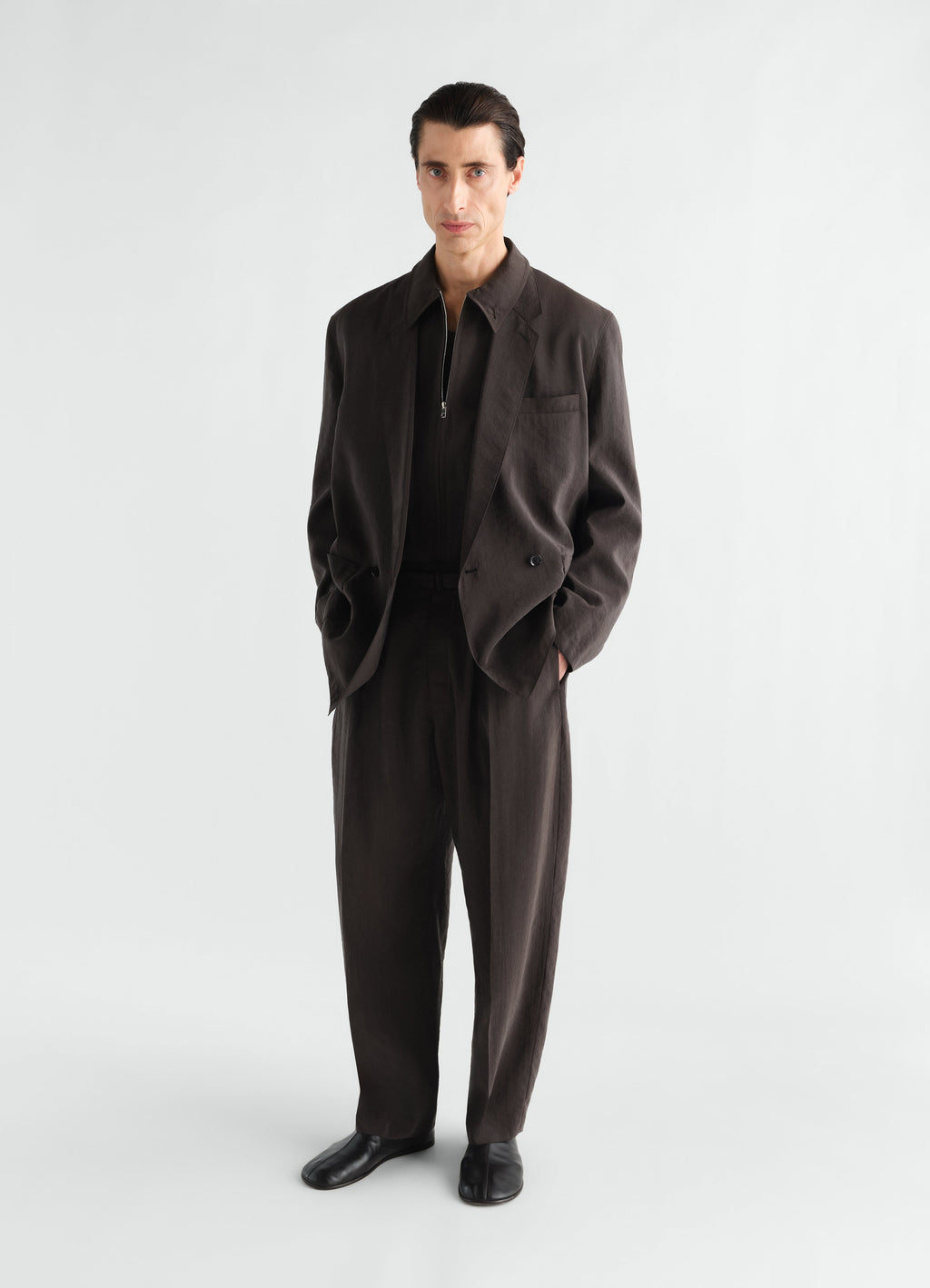 VESTE SOUPLE À DOUBLE BOUTONNAGE EN SOIE SÈCHE