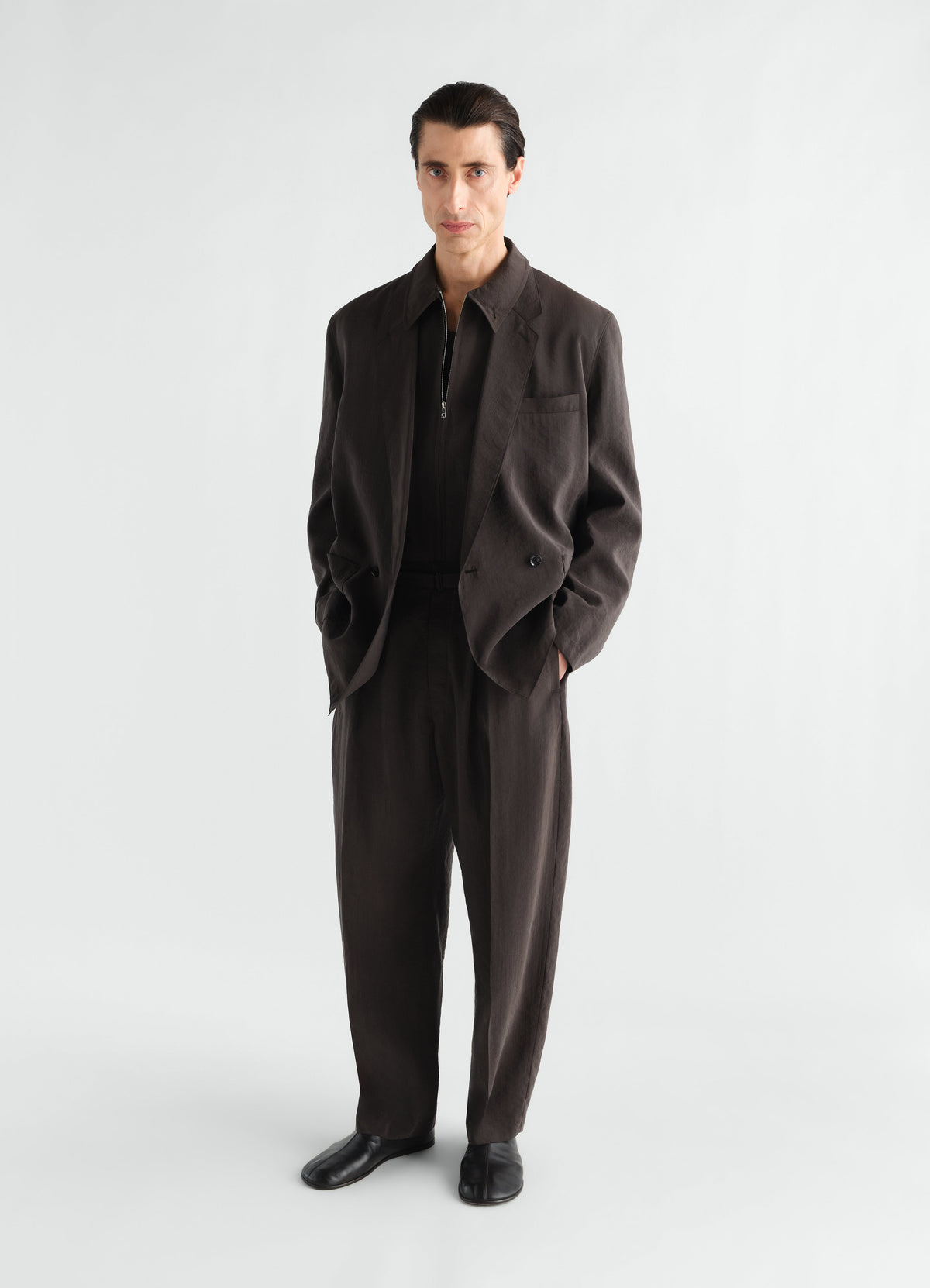 VESTE SOUPLE À DOUBLE BOUTONNAGE EN SOIE SÈCHE