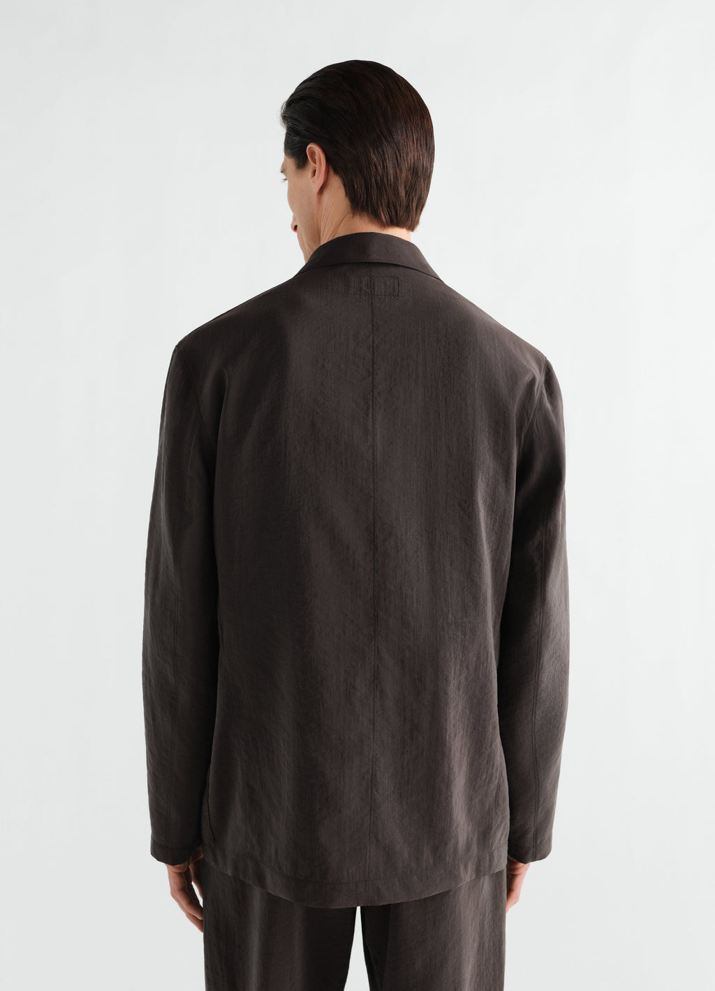 VESTE SOUPLE À DOUBLE BOUTONNAGE EN SOIE SÈCHE