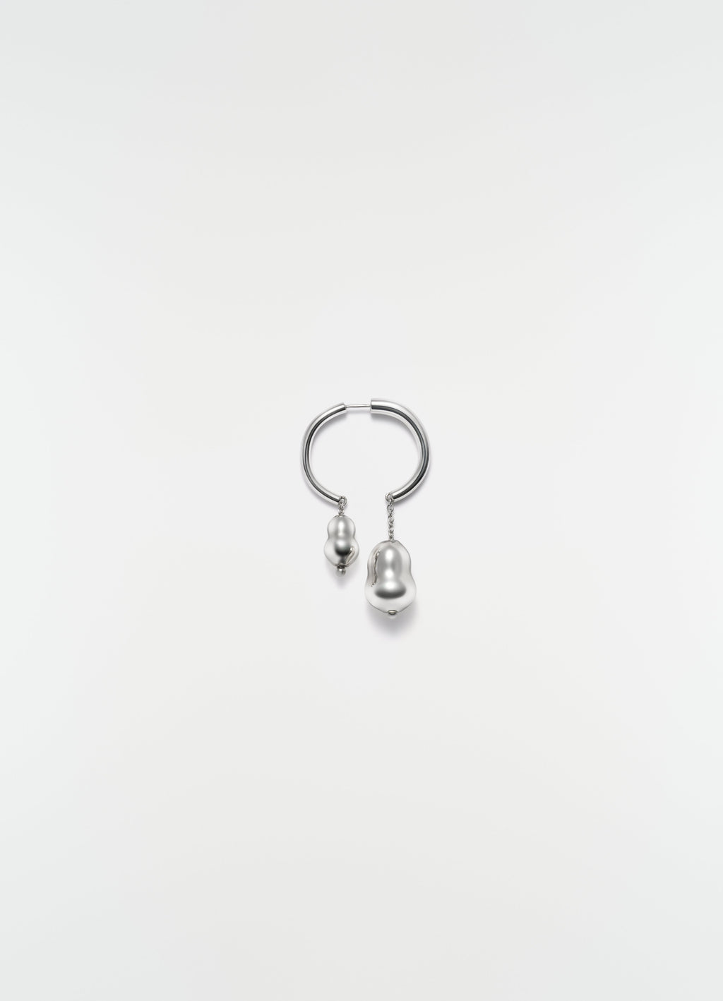 GLASS BLOWN SINGLE HOOP IN RHODIUM SILVER