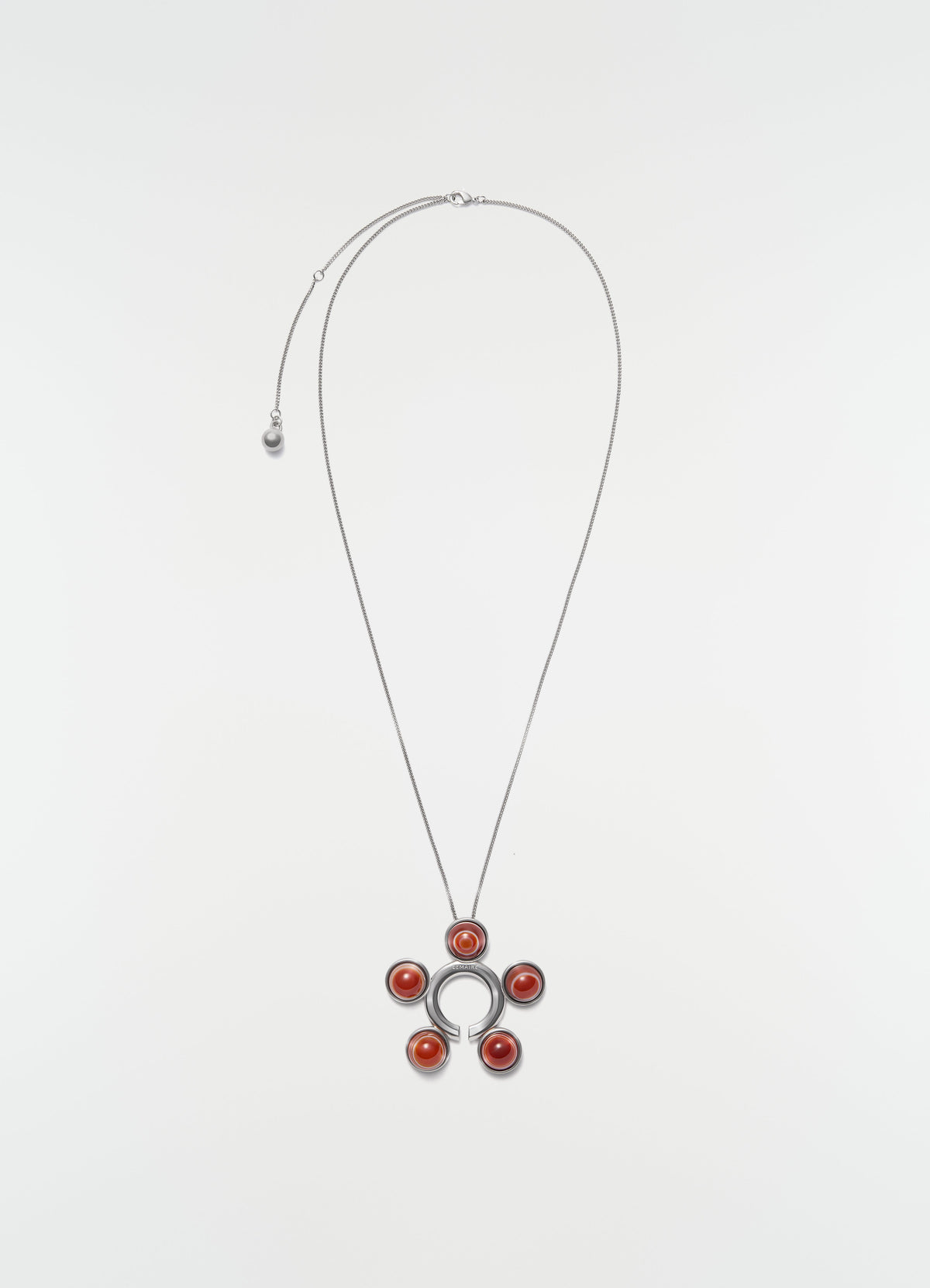 GARMENT JEWEL & NECKLACE IN BRASS