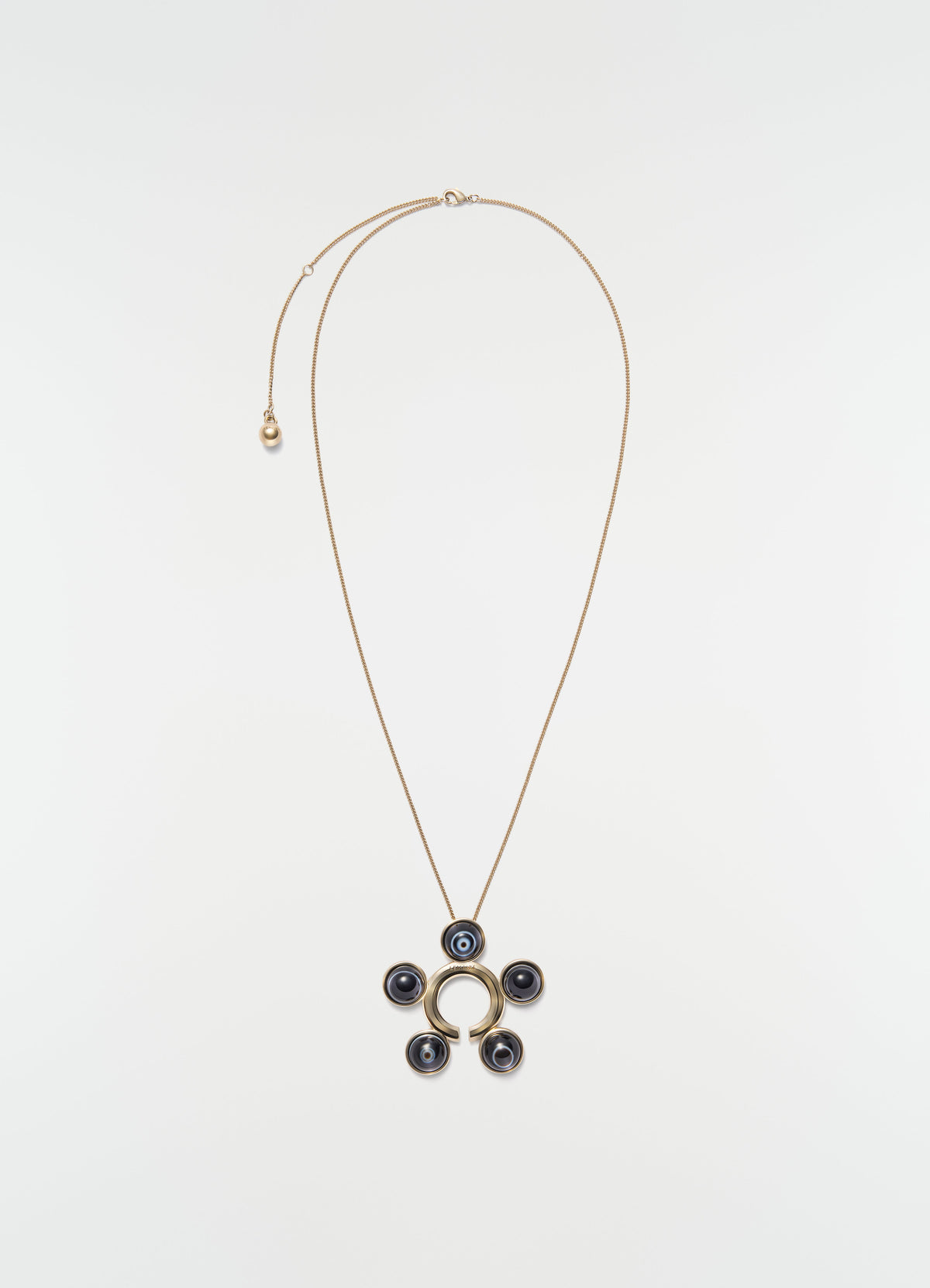 GARMENT JEWEL & NECKLACE IN BRASS