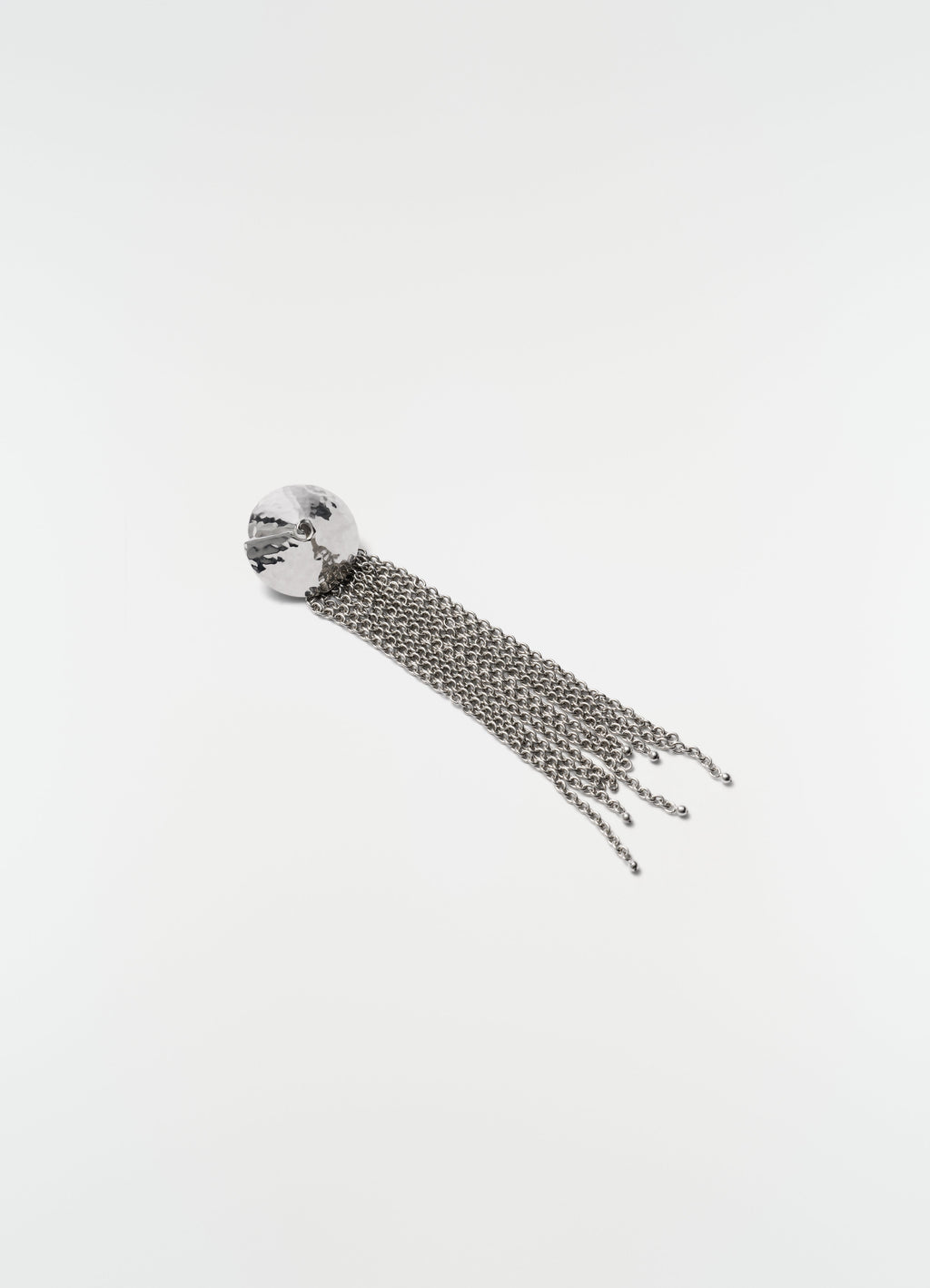 CHAINS TASSEL PIN IN BRASS
