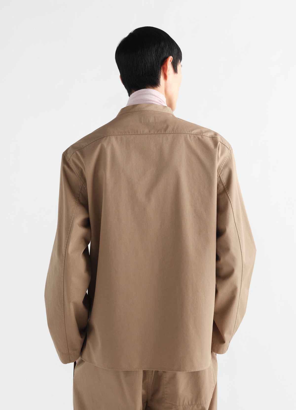 V-NECK TOP IN LIGHT COTTON TWILL