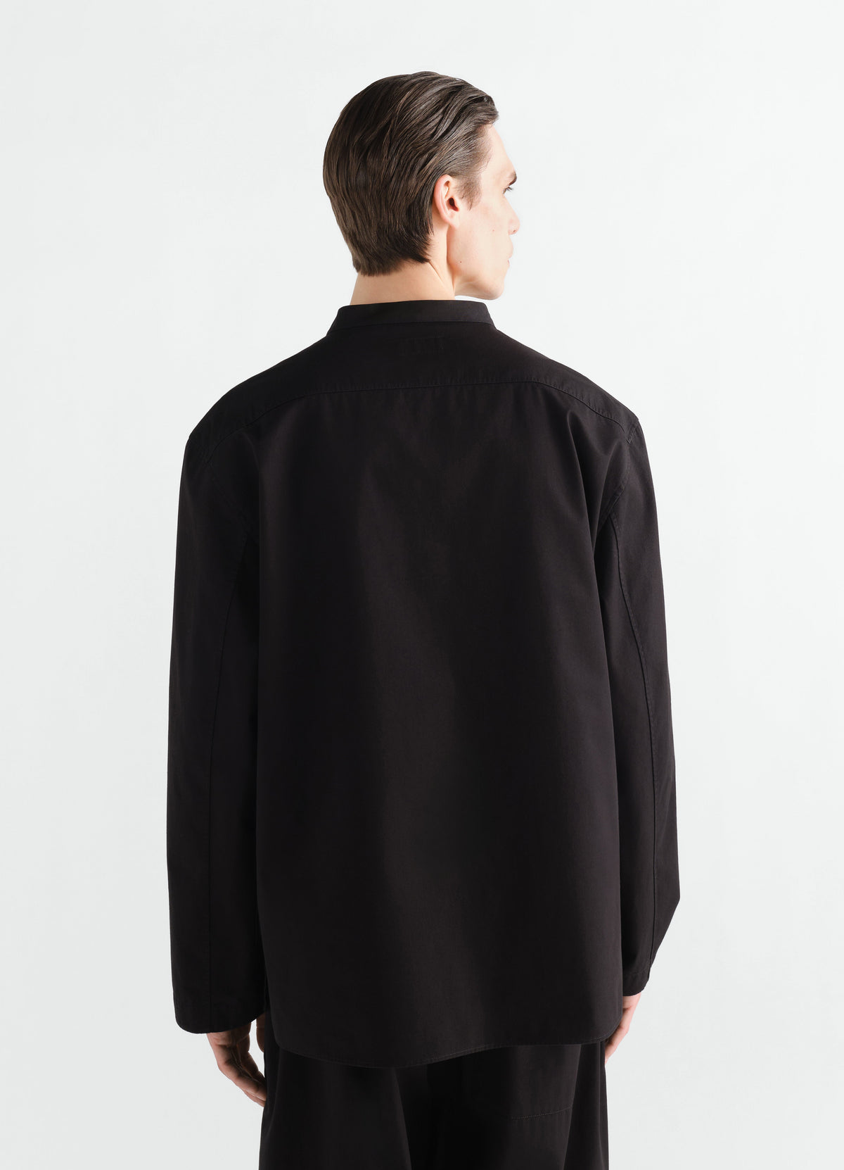 V-NECK TOP IN LIGHT COTTON TWILL