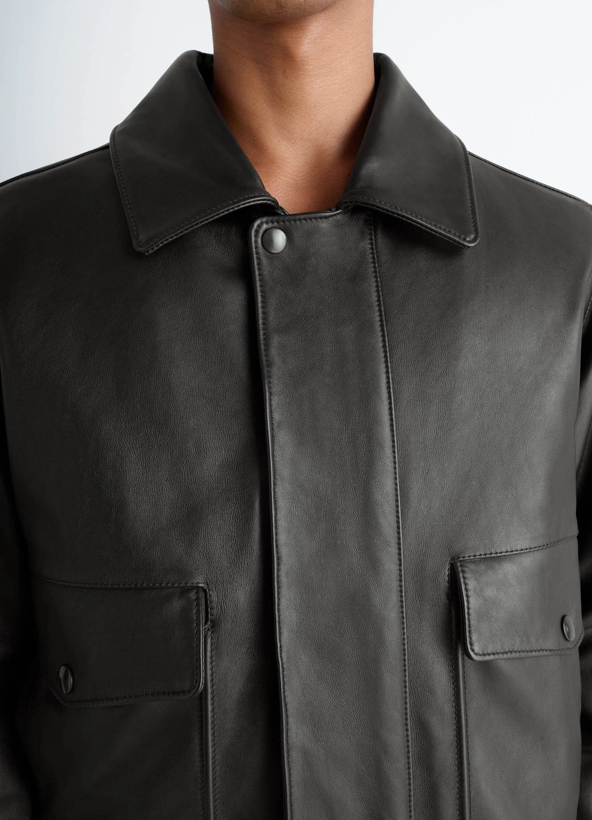 BLOUSON EN CUIR DE VACHETTE FOULONNÉ