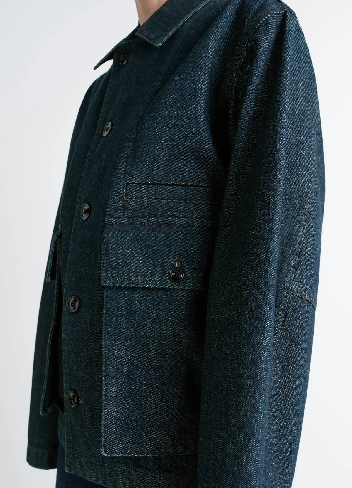 VESTE CARRÉE EN DENIM INDIGO