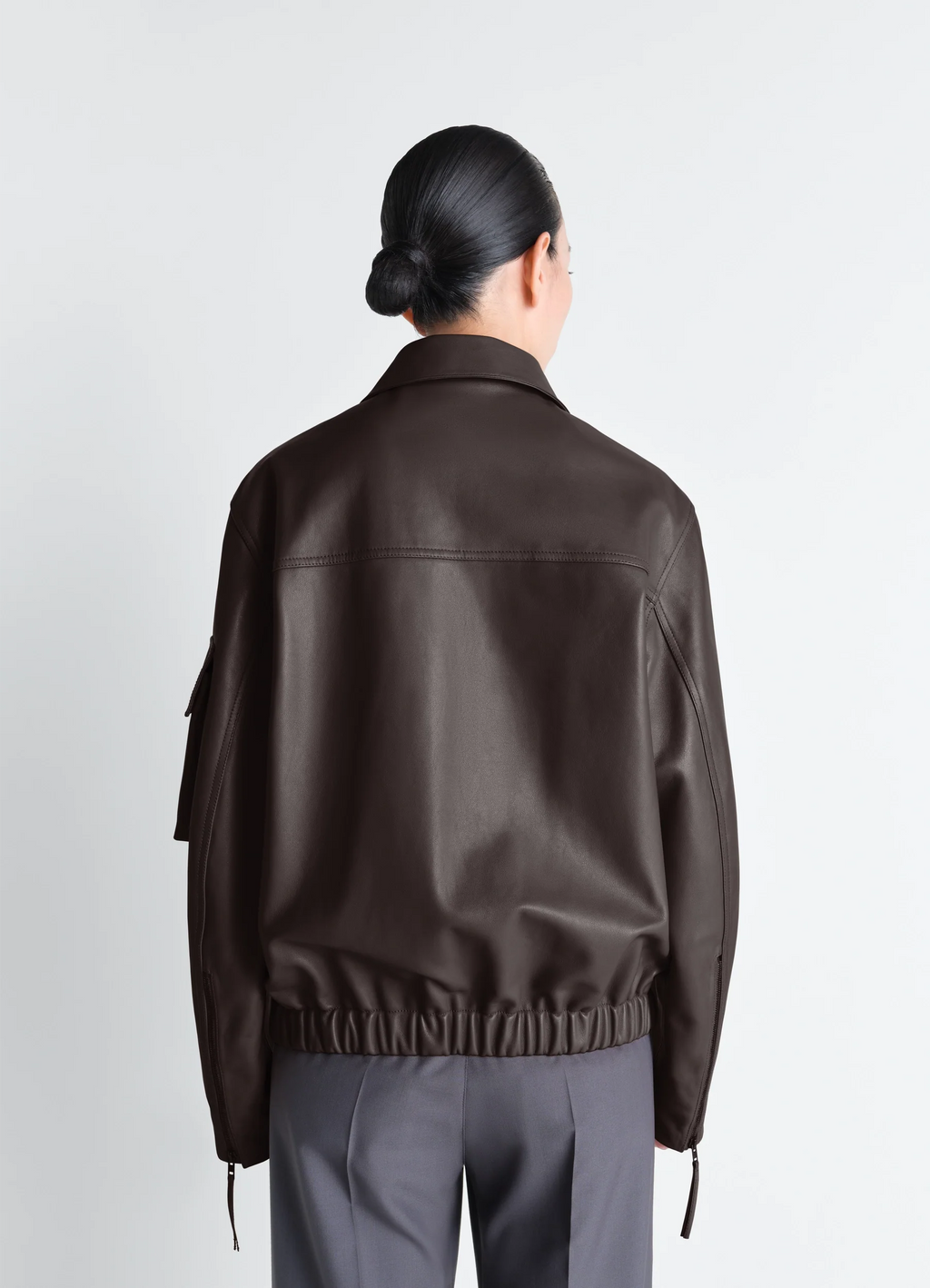 BLOUSON EN CUIR ÉPAIS AVEC POCHES