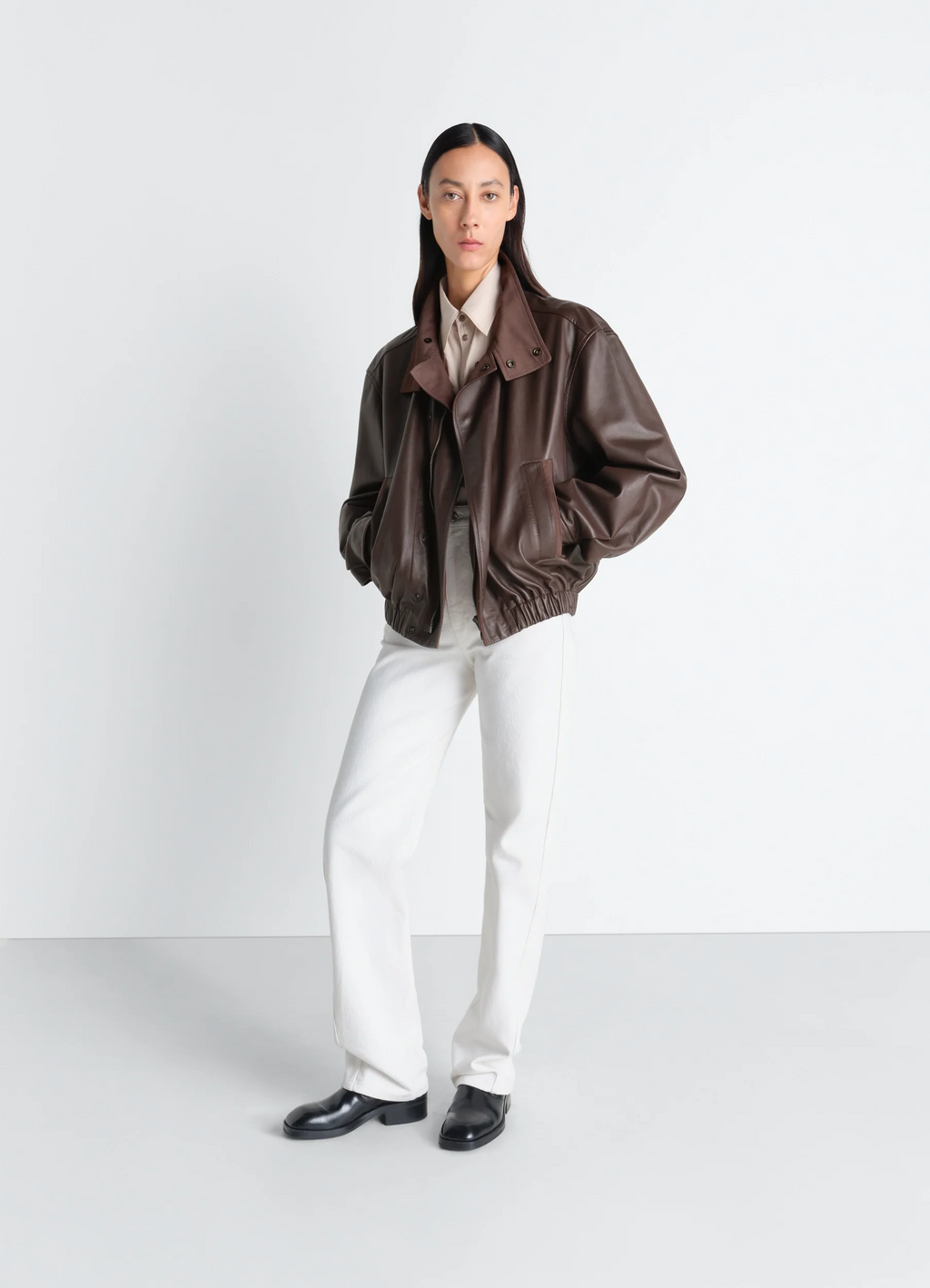 BLOUSON EN CUIR SOUPLE EN CUIR DE VACHETTE TYPE PAPIER